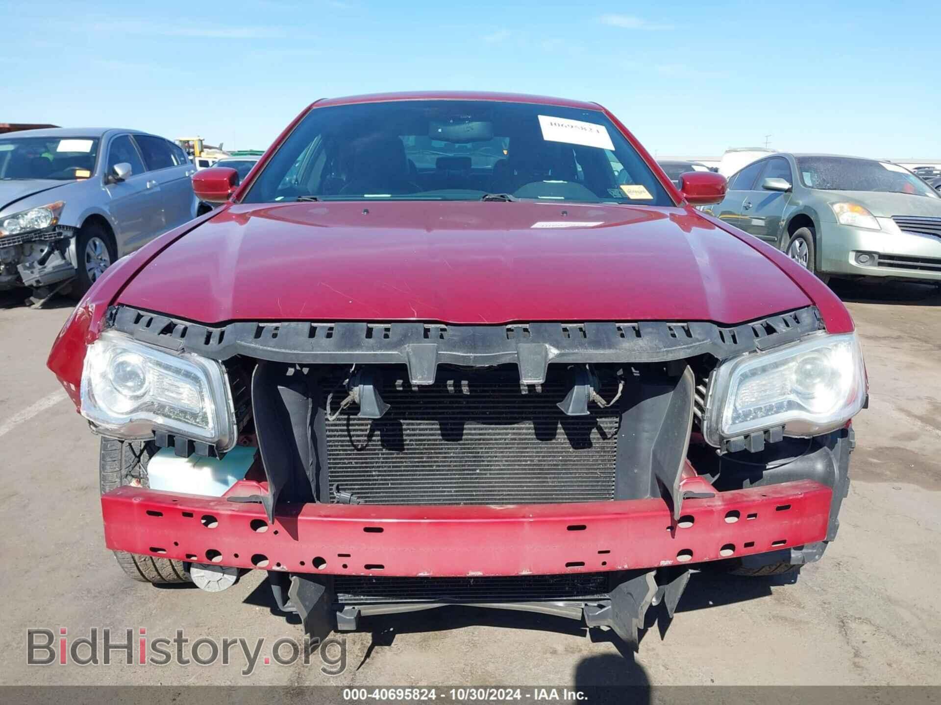 2014 CHRYSLER 300 - VIN: 2C3CCAAG8EH143145 - Фото 13