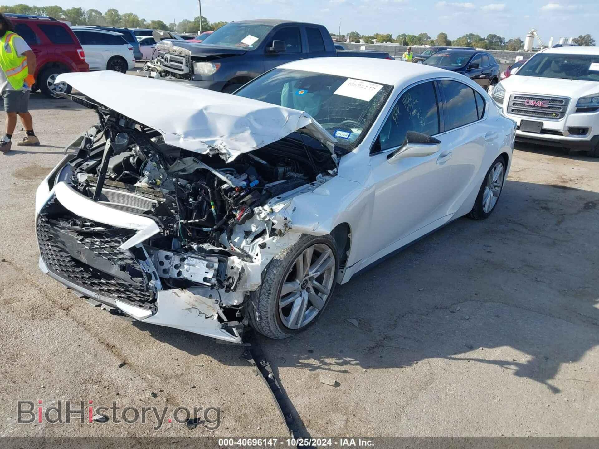2021 LEXUS IS 300 - VIN: JTHAA1D26M5111470 - Photo 2