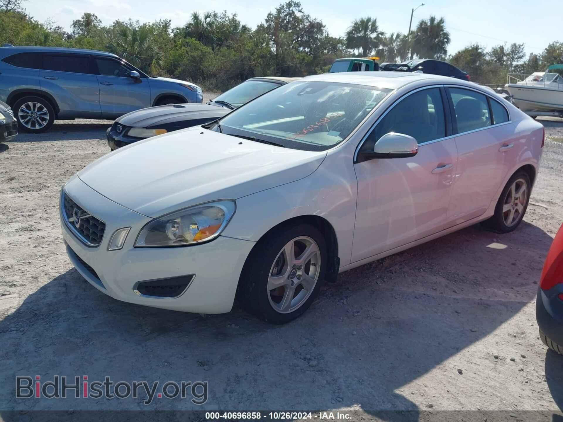 2012 VOLVO S60 - VIN: YV1622FS7C2093501 - Photo 2