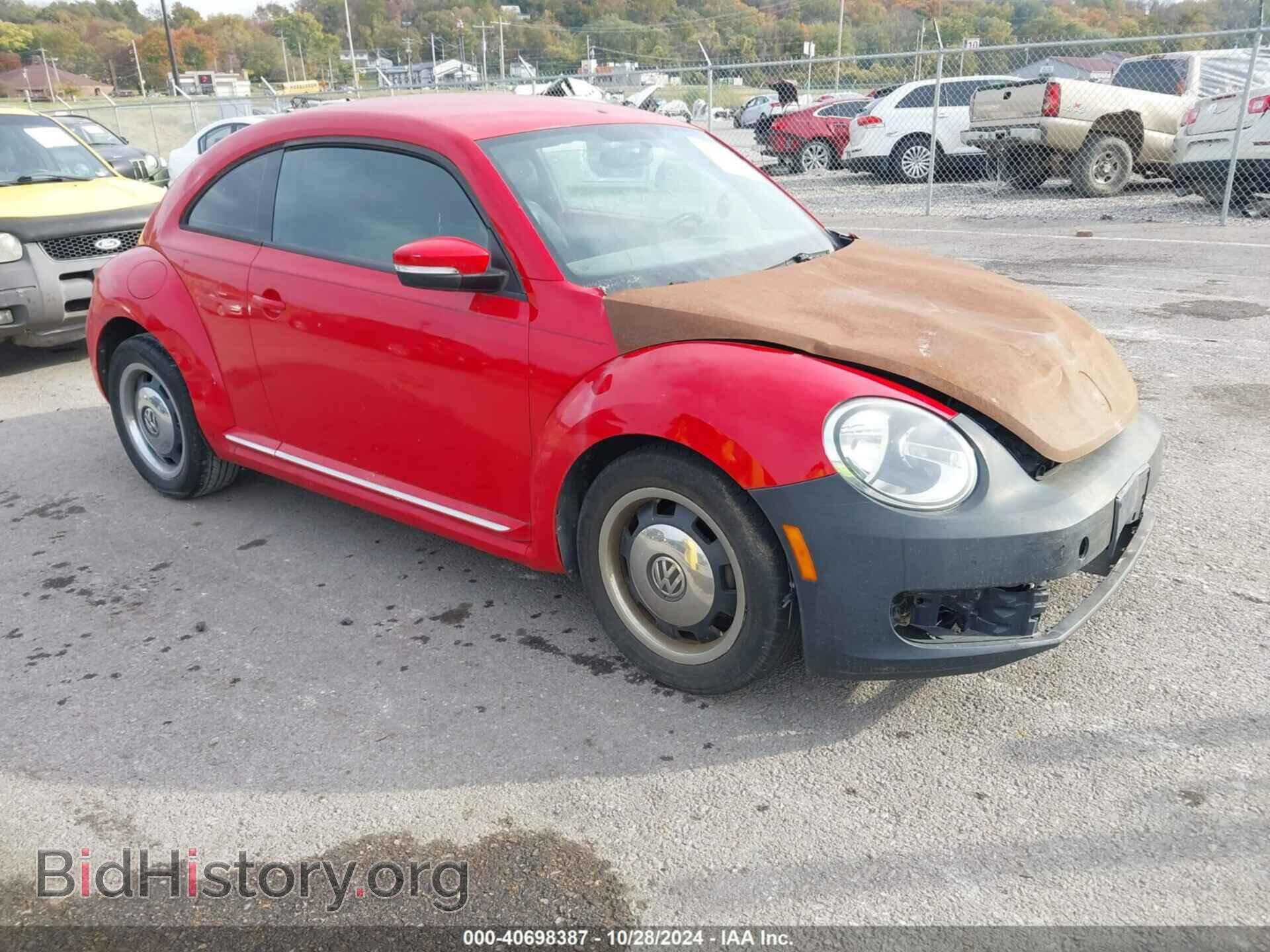 Photo 3VWJP7AT0CM641164 - VOLKSWAGEN BEETLE 2012