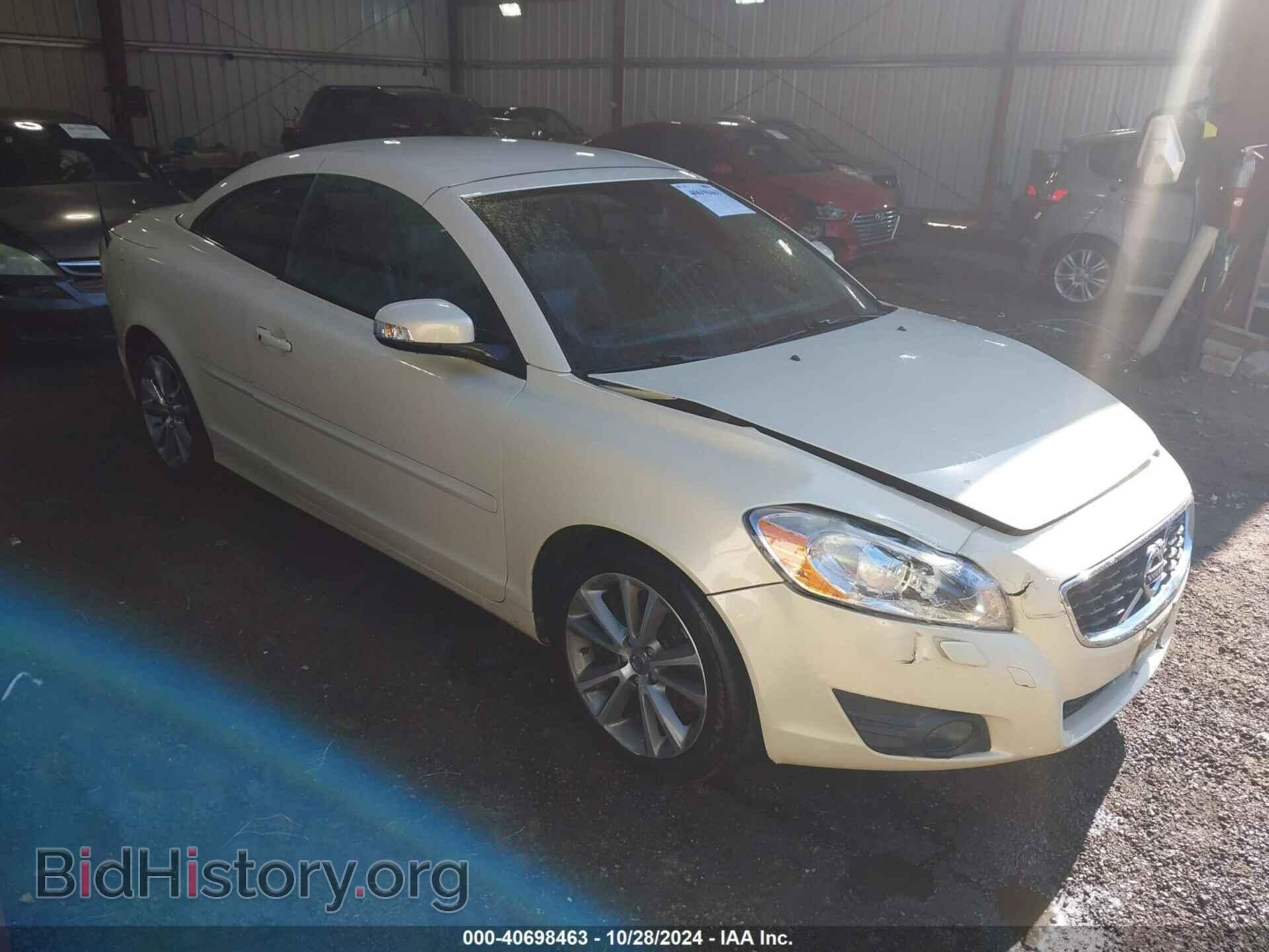 Photo YV1672MC2BJ120976 - VOLVO C70 2011