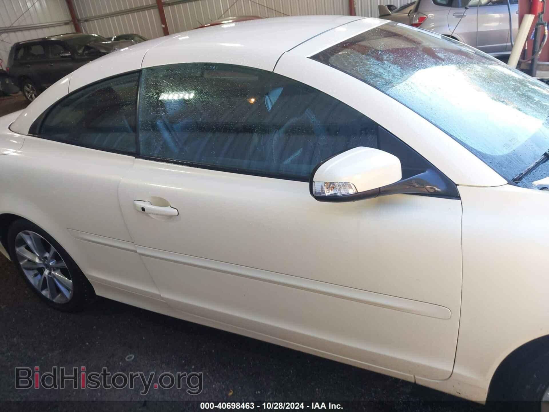 2011 VOLVO C70 - VIN: YV1672MC2BJ120976 - Фото 13