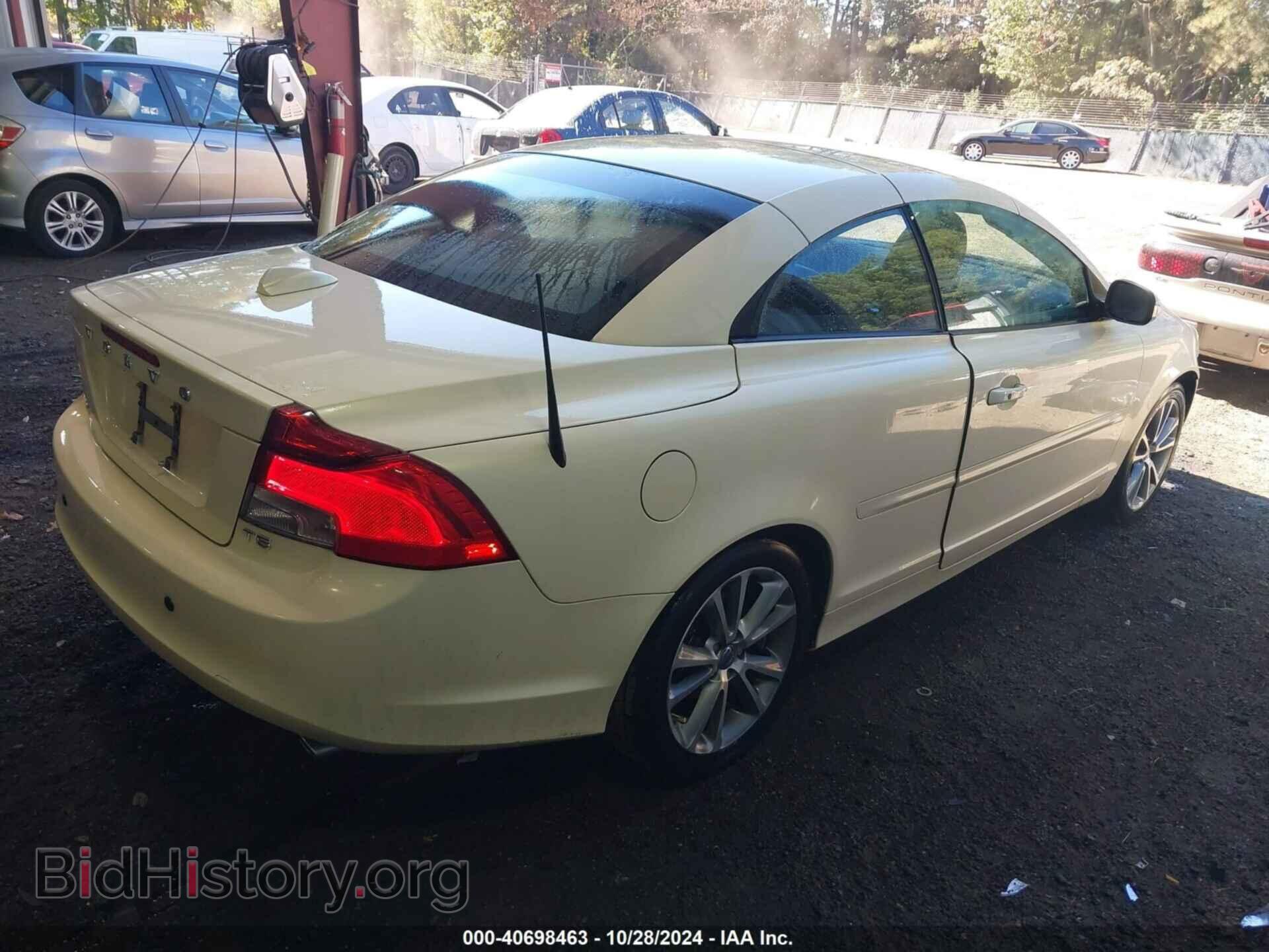 2011 VOLVO C70 - VIN: YV1672MC2BJ120976 - Фото 4