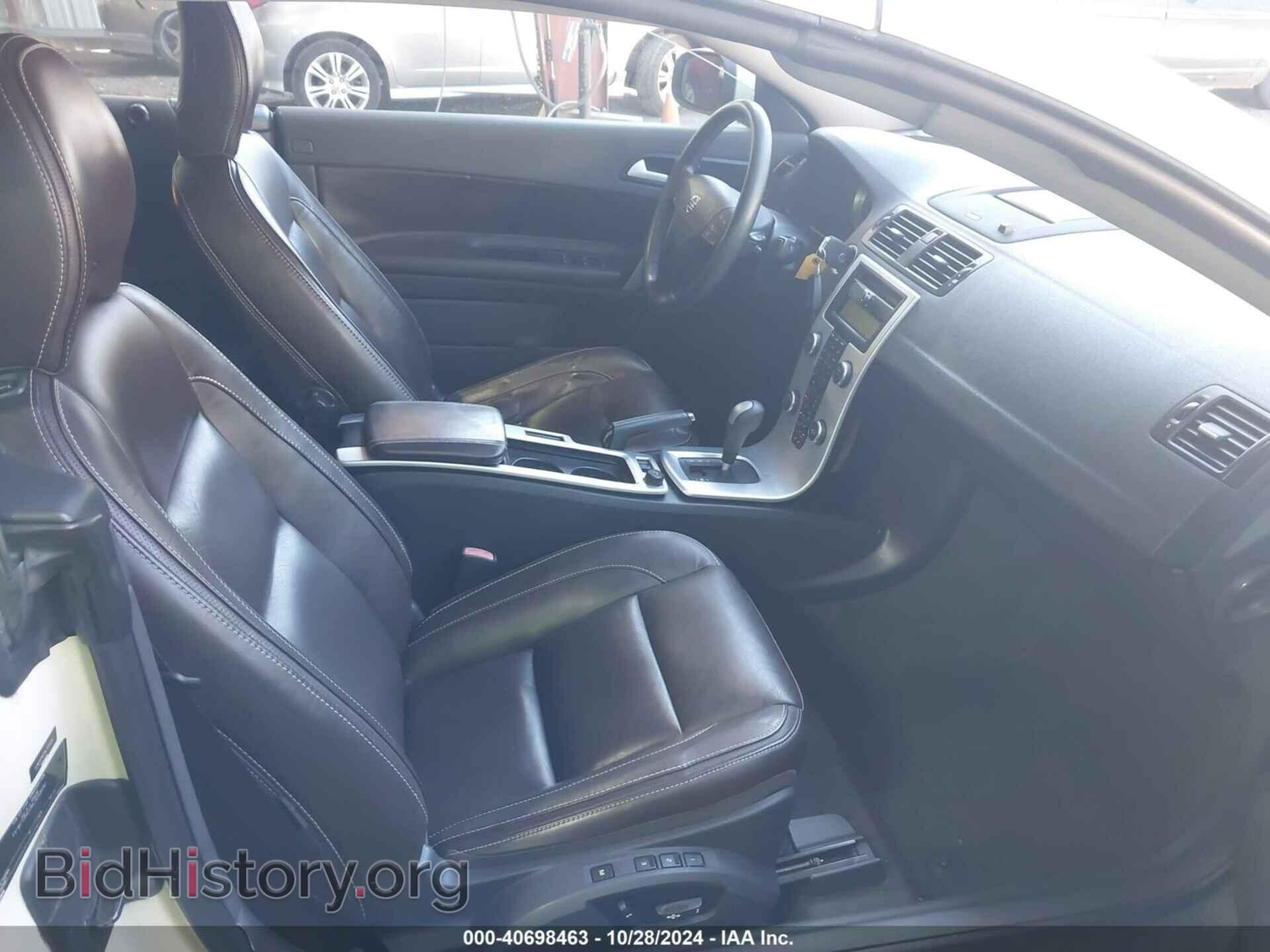 2011 VOLVO C70 - VIN: YV1672MC2BJ120976 - Фото 5