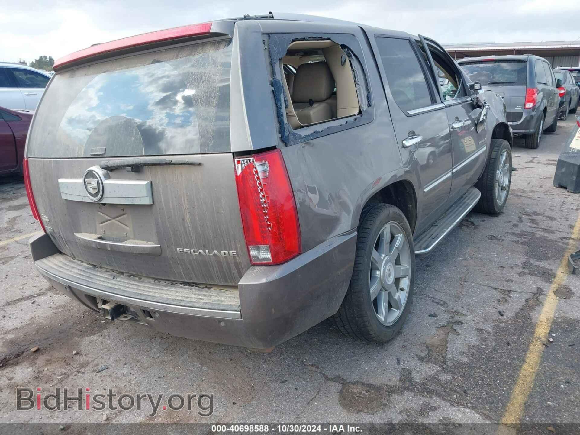 2011 CADILLAC ESCALADE - VIN: 1GYS3BEF3BR376242 - Фото 4