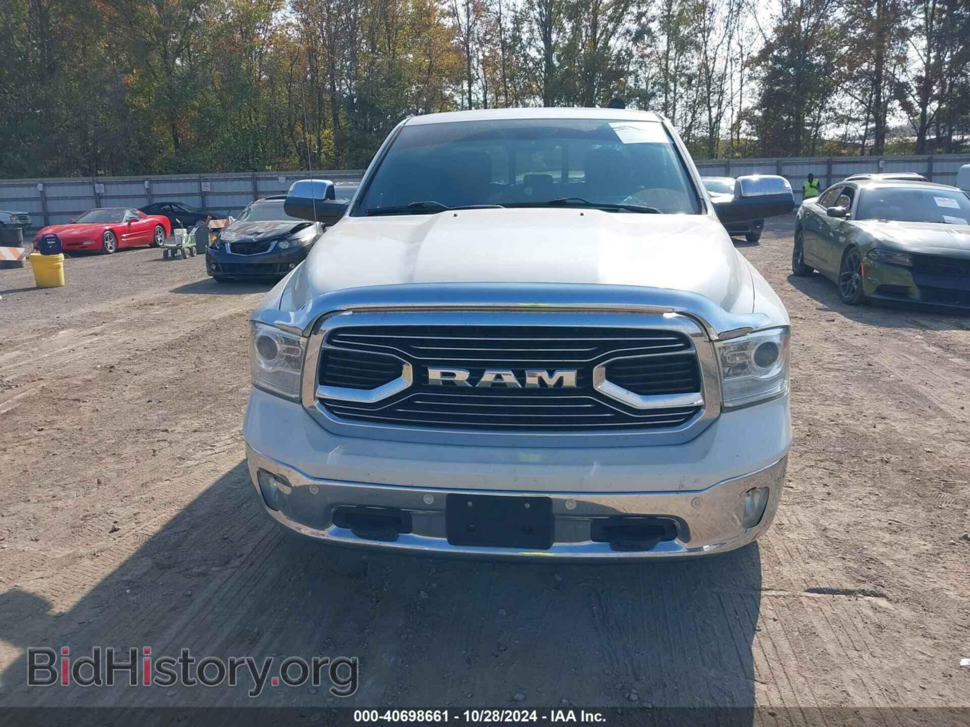 2018 RAM 1500 - VIN: 1C6RR7WT5JS121059 - Фото 12