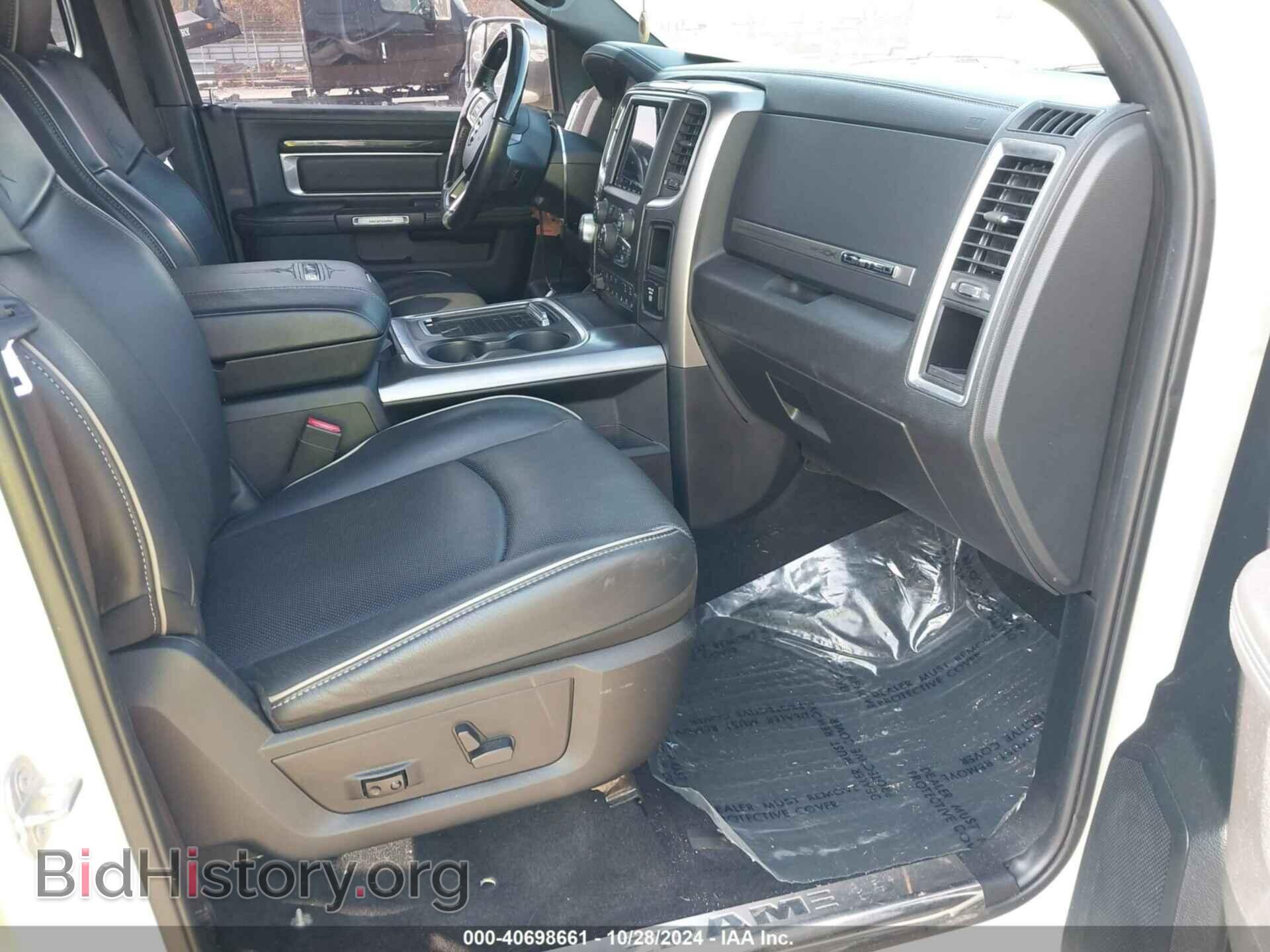 2018 RAM 1500 - VIN: 1C6RR7WT5JS121059 - Фото 5
