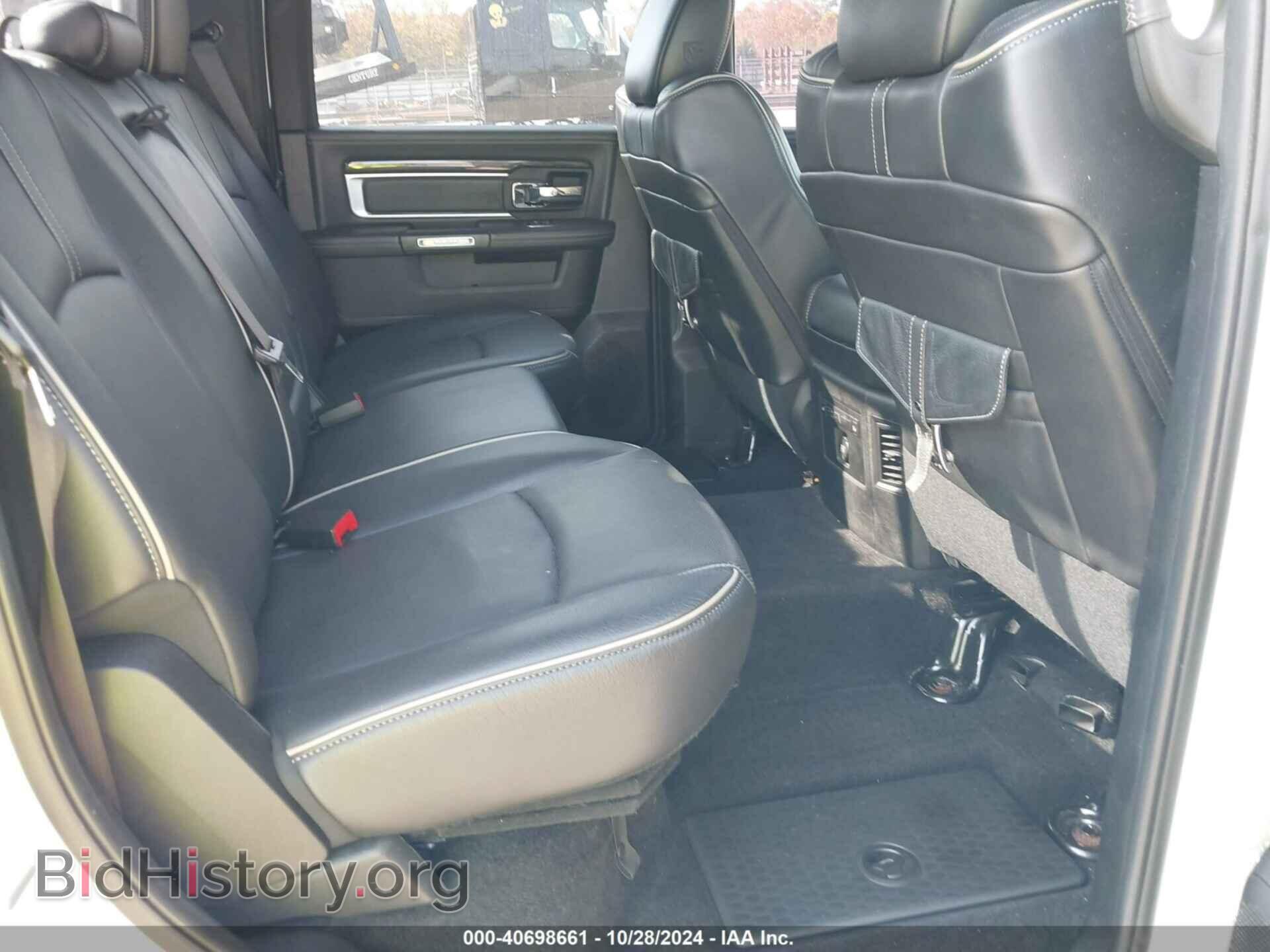 2018 RAM 1500 - VIN: 1C6RR7WT5JS121059 - Фото 8