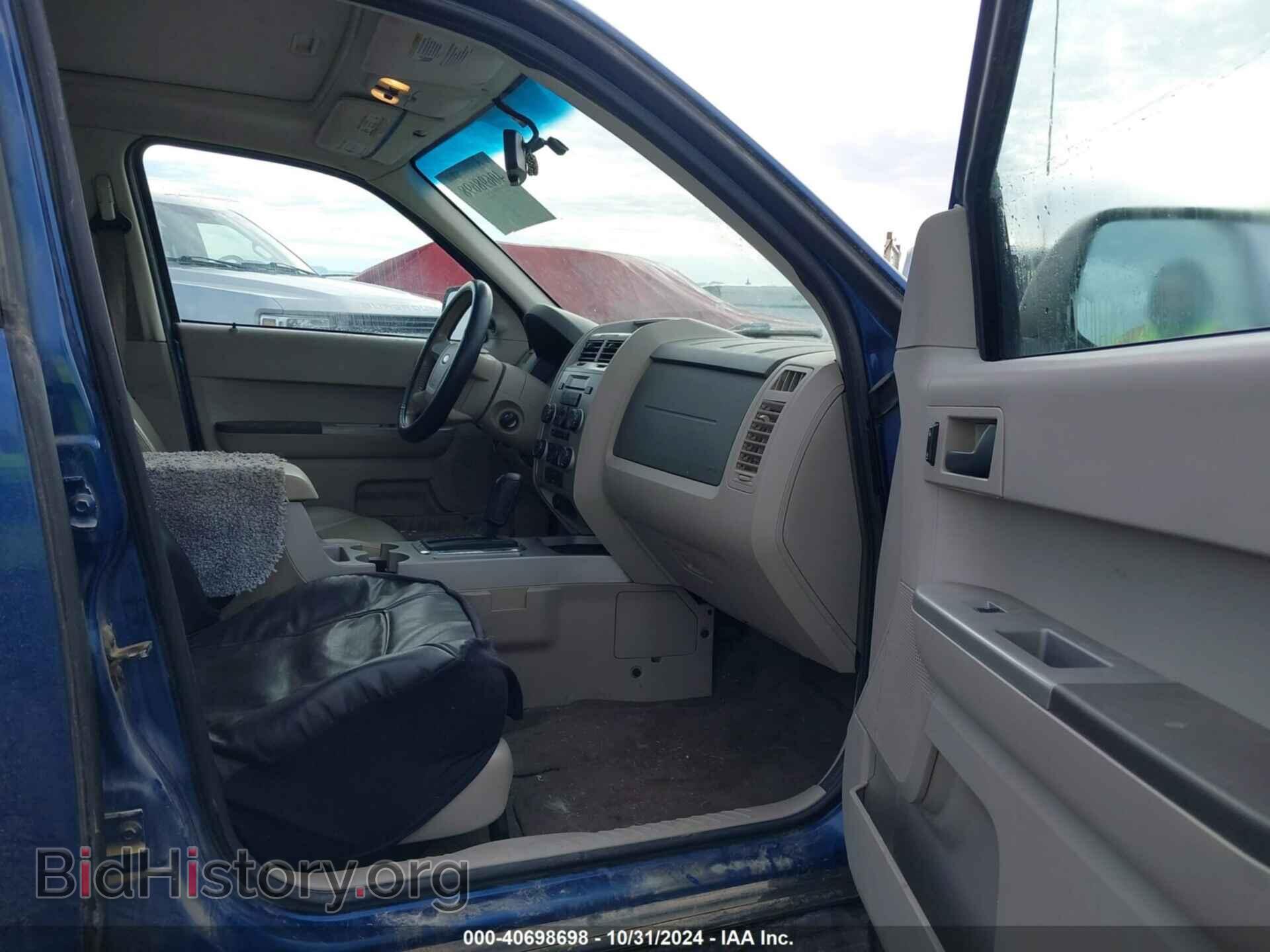 2008 FORD ESCAPE - VIN: 1FMCU93118KD91231 - Фото 5
