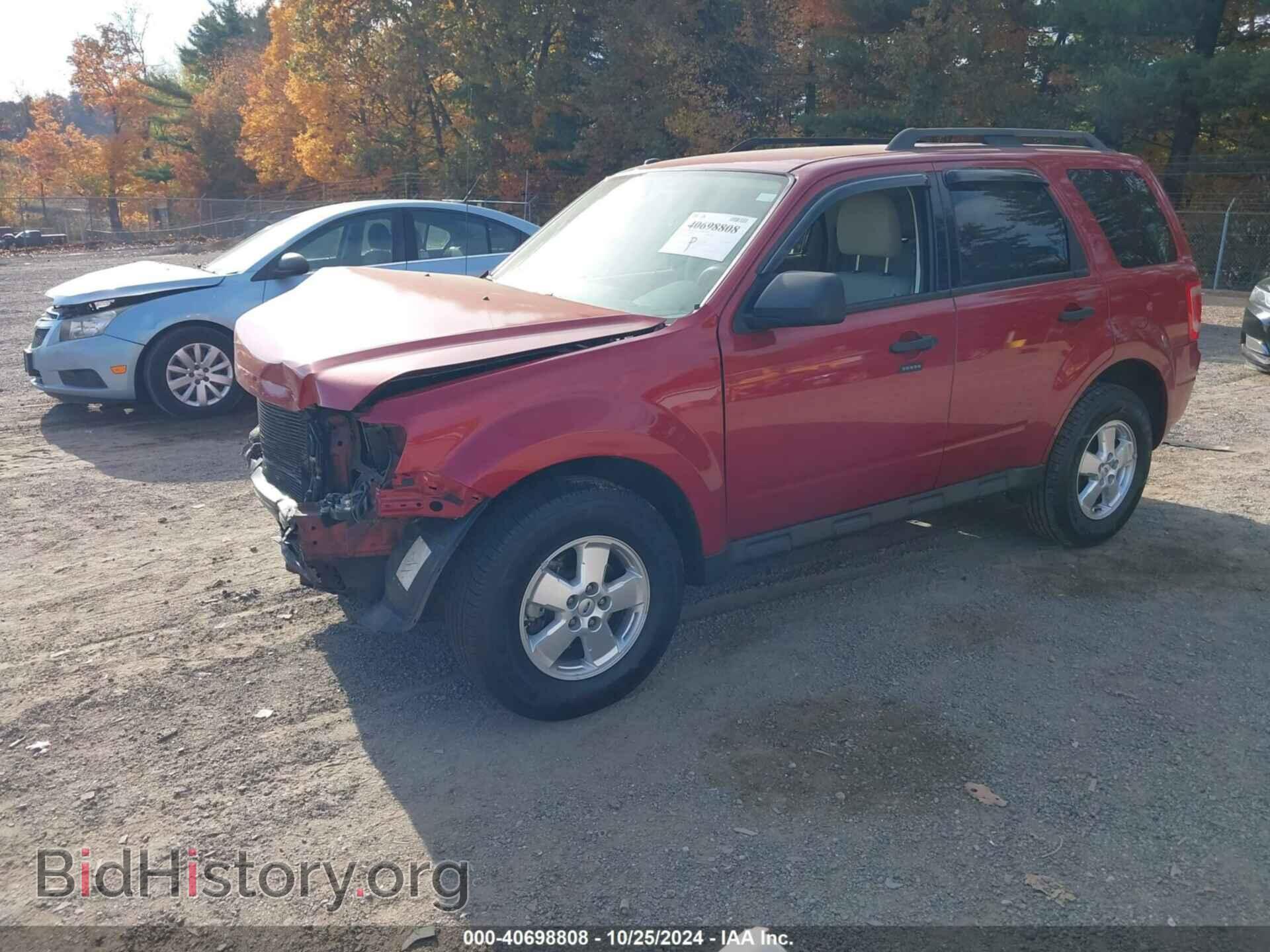 2011 FORD ESCAPE - VIN: 1FMCU9DG5BKA37951 - Фото 2