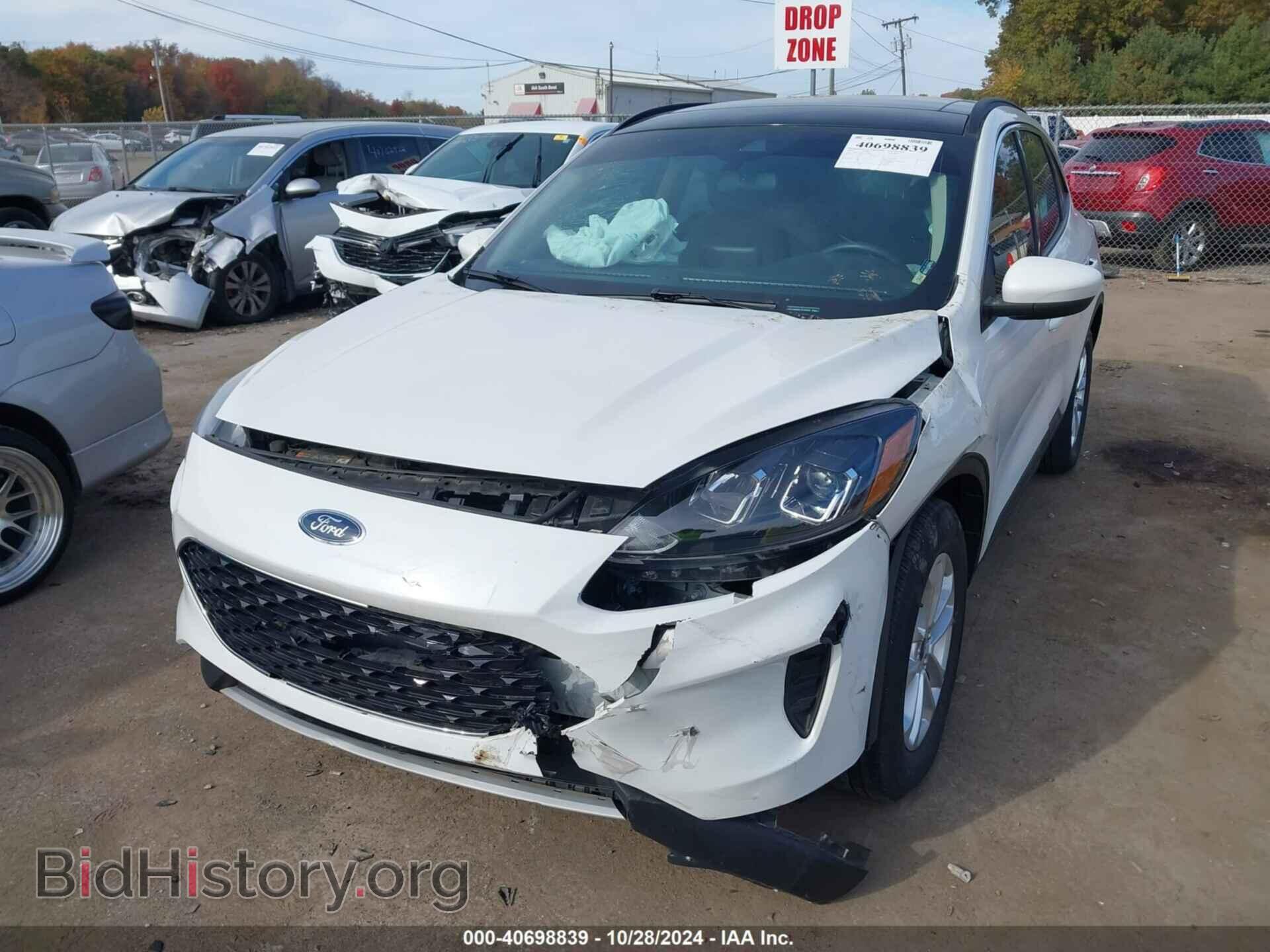 2020 FORD ESCAPE - VIN: 1FMCU0G60LUA70523 - Photo 2