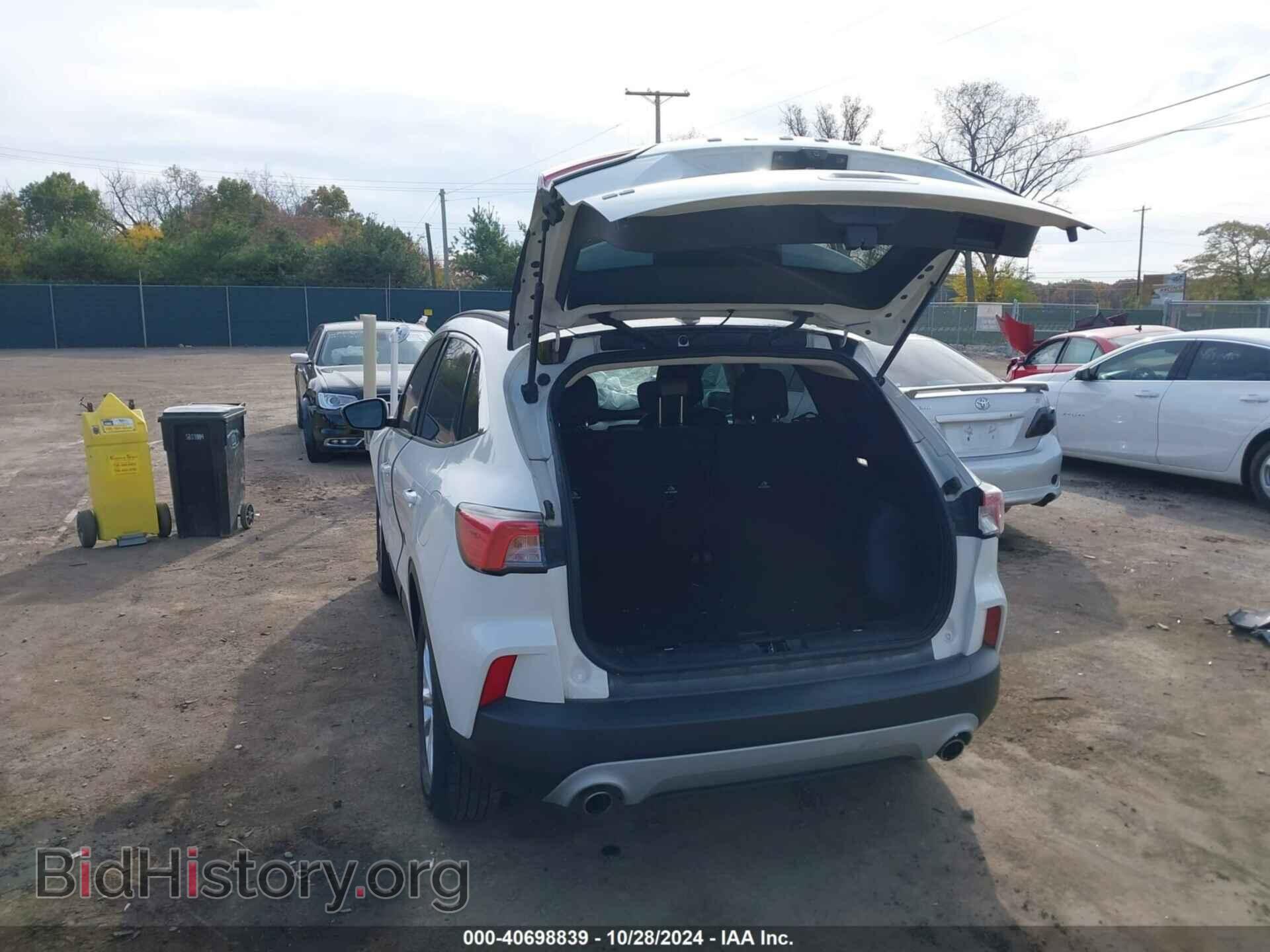 2020 FORD ESCAPE - VIN: 1FMCU0G60LUA70523 - Photo 3