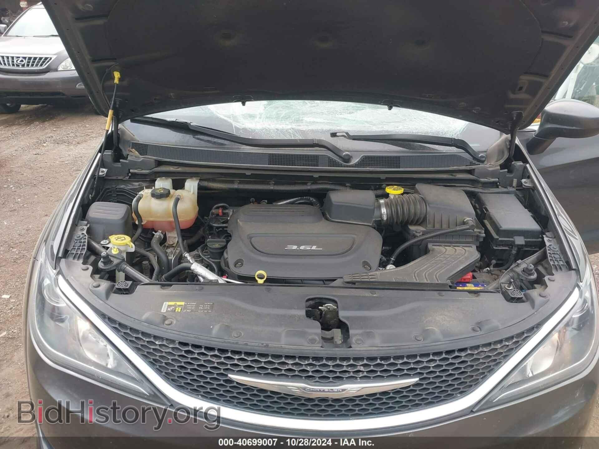 2017 CHRYSLER PACIFICA - VIN: 2C4RC1BG4HR823594 - Photo 10