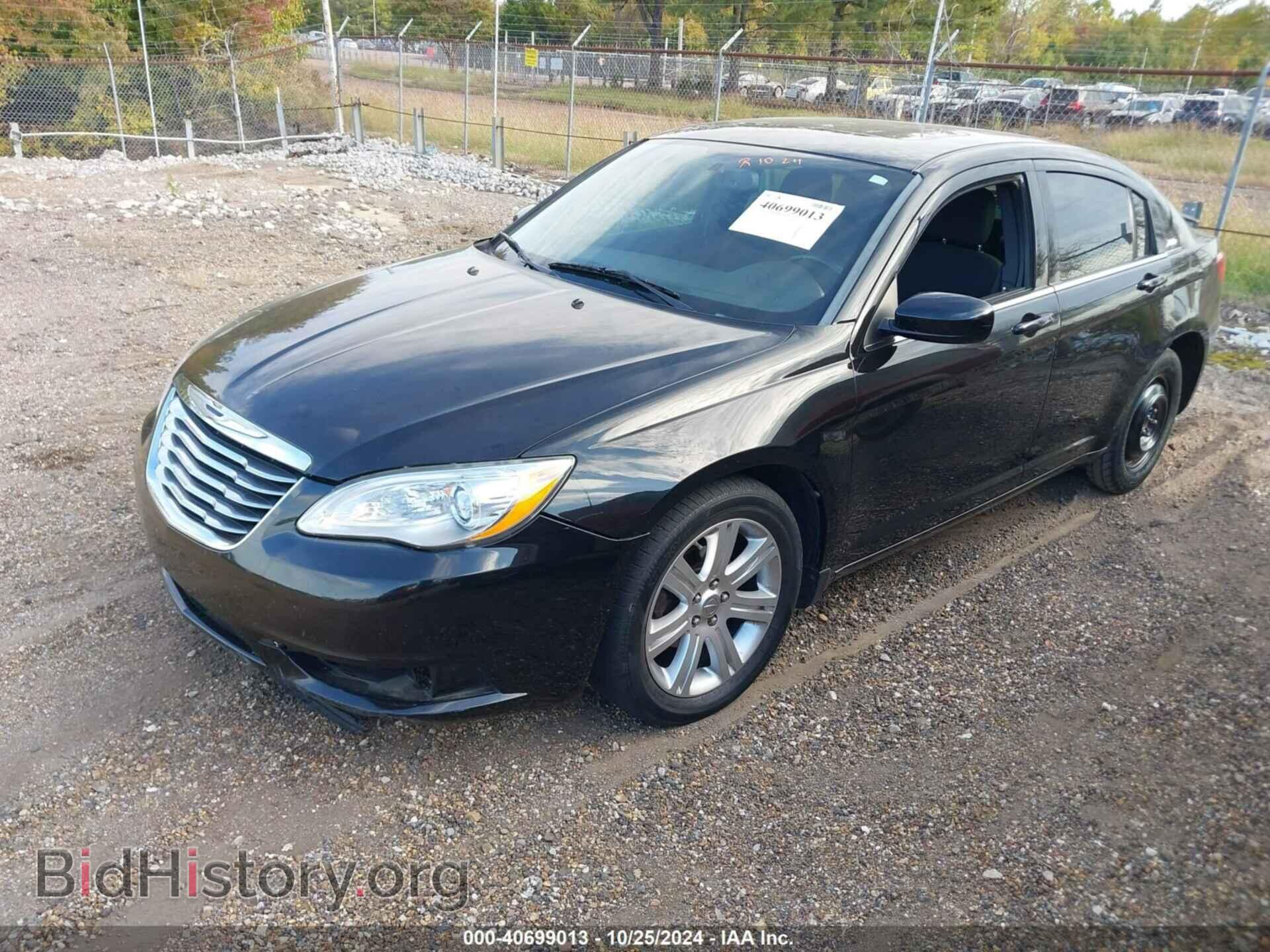 2012 CHRYSLER 200 - VIN: 1C3CCBBG5CN200278 - Фото 2