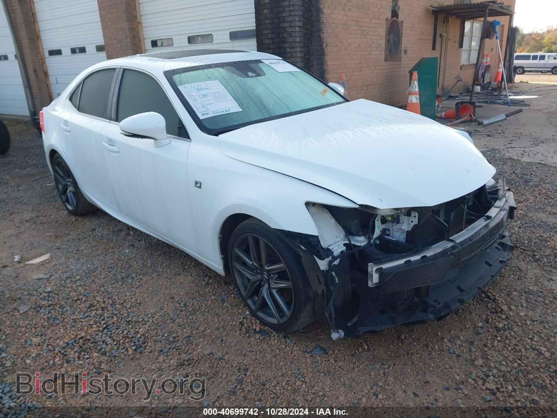 Photo JTHCM1D24H5016573 - LEXUS IS 300 2017