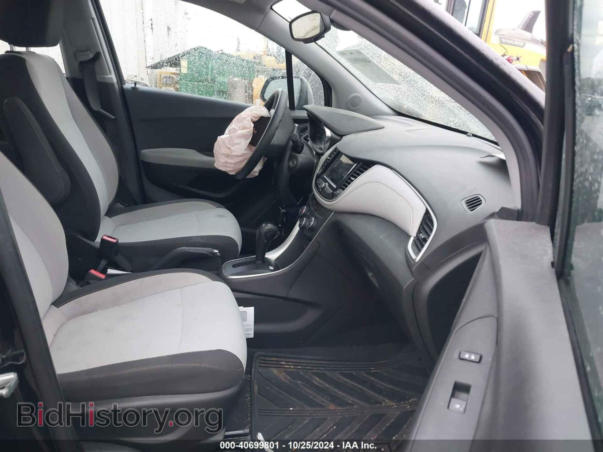 2019 CHEVROLET TRAX - VIN: 3GNCJKSB3KL111742 - Фото 5