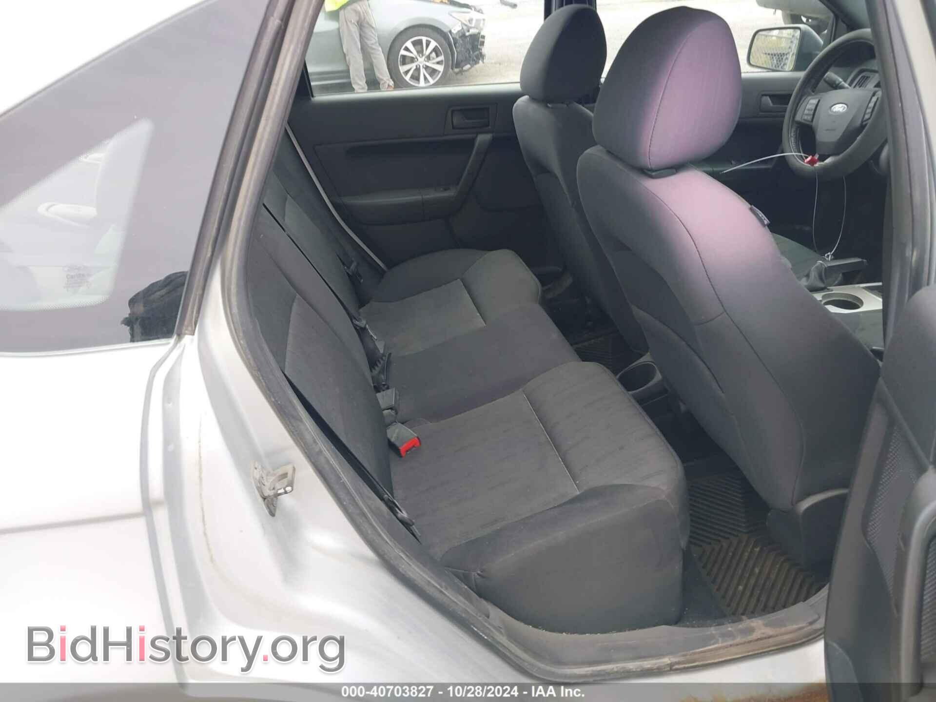 2011 FORD FOCUS - VIN: 1FAHP3FN8BW115874 - Фото 8