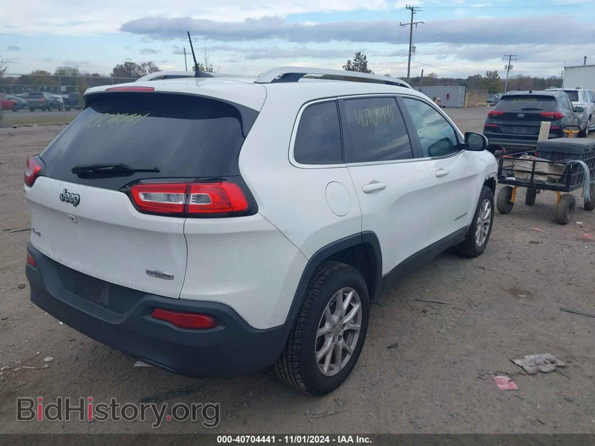 2017 JEEP CHEROKEE - VIN: 1C4PJMCB1HW629100 - Фото 4