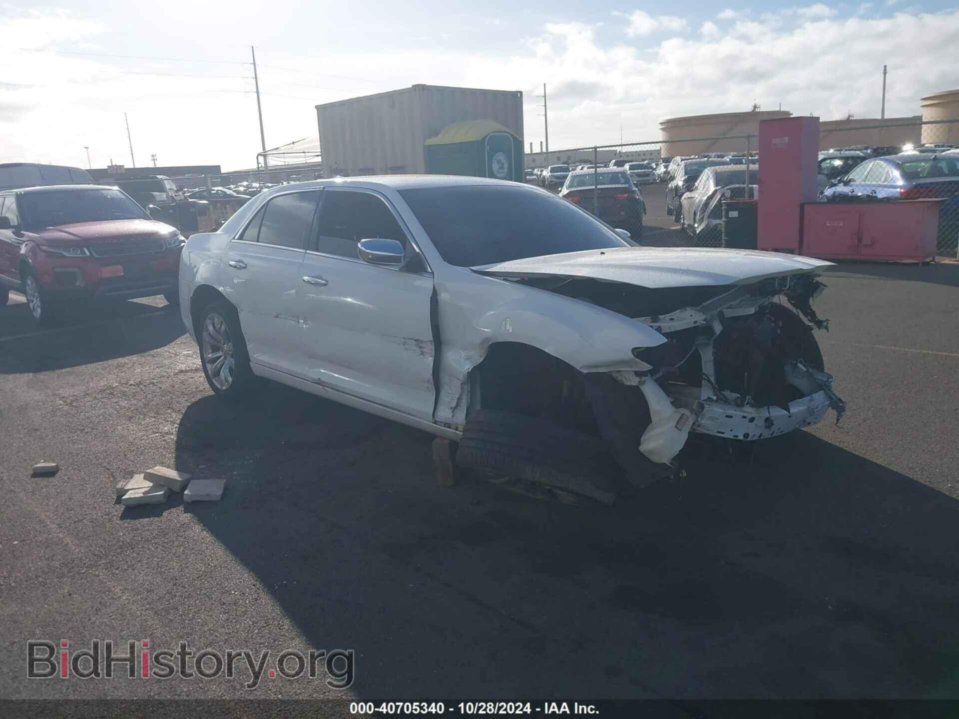 Фотография 2C3CCAEG7KH697864 - CHRYSLER 300 2019