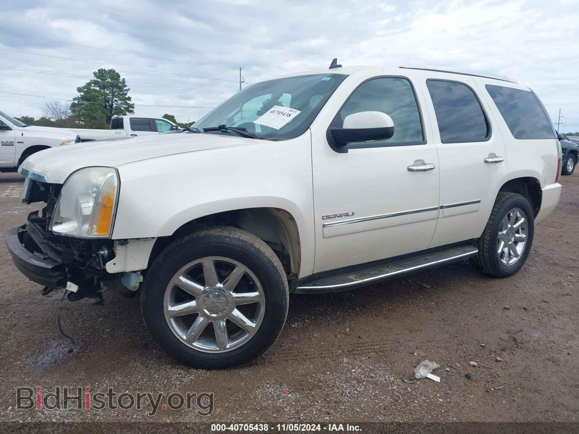 2011 GMC YUKON - VIN: 1GKS1EEF3BR391051 - Фото 2