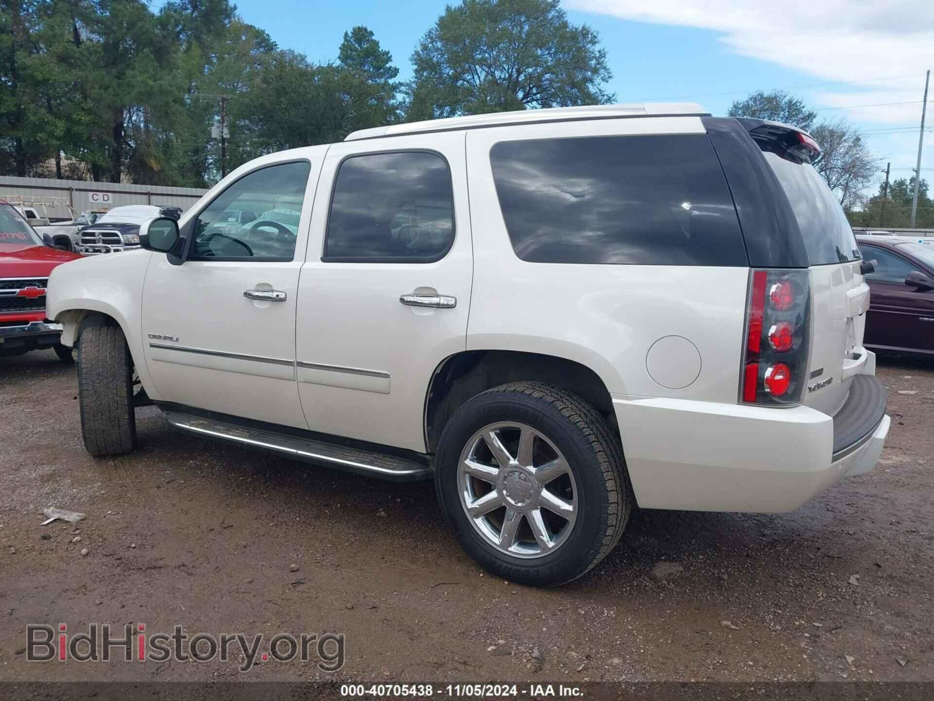 2011 GMC YUKON - VIN: 1GKS1EEF3BR391051 - Фото 3