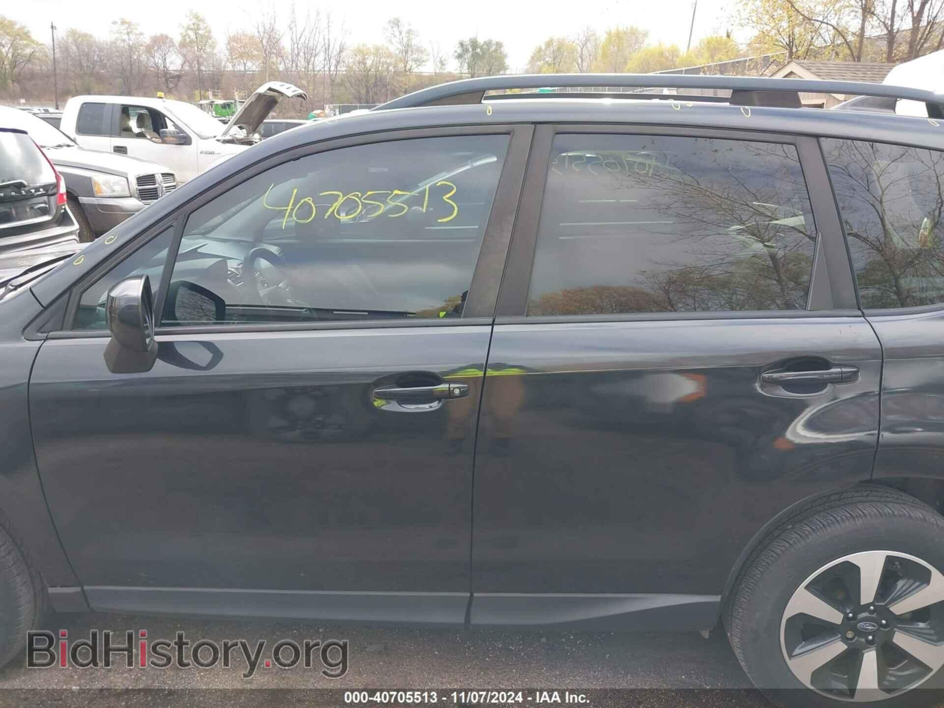 2017 SUBARU FORESTER - VIN: JF2SJAEC3HH559605 - Фото 13
