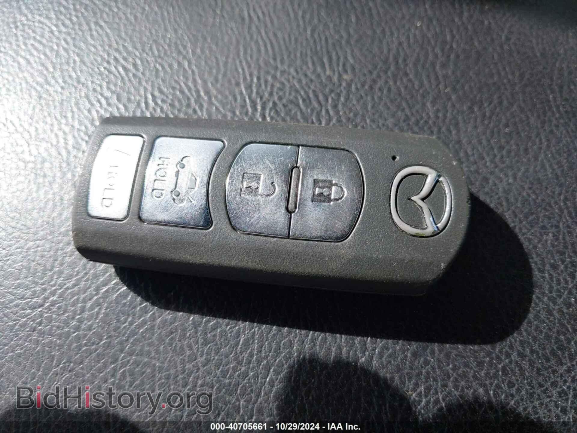 2017 MAZDA MAZDA3 - VIN: 3MZBN1U76HM106885 - Фото 11