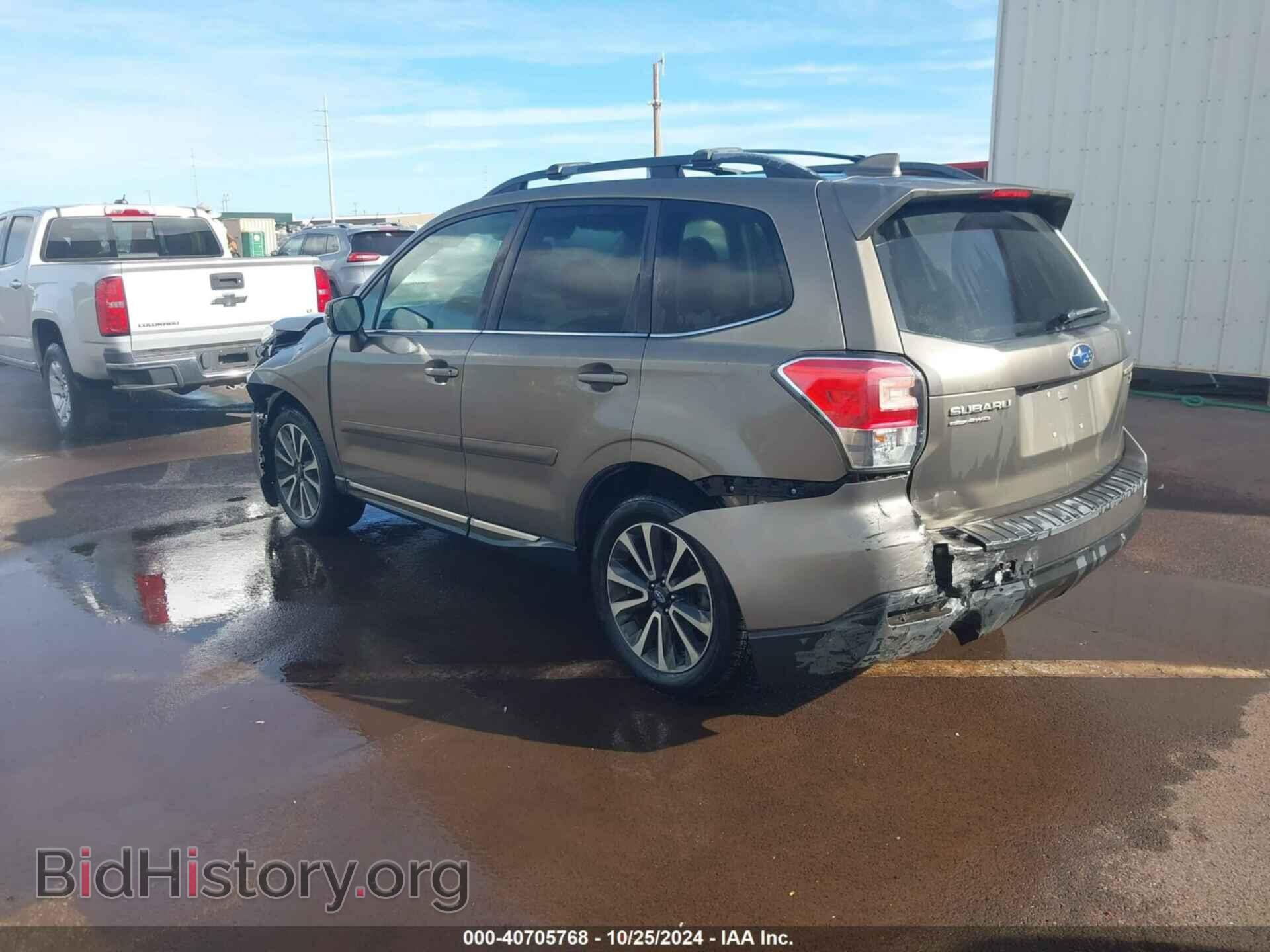 2017 SUBARU FORESTER - VIN: JF2SJGWC2HH567549 - Фото 3