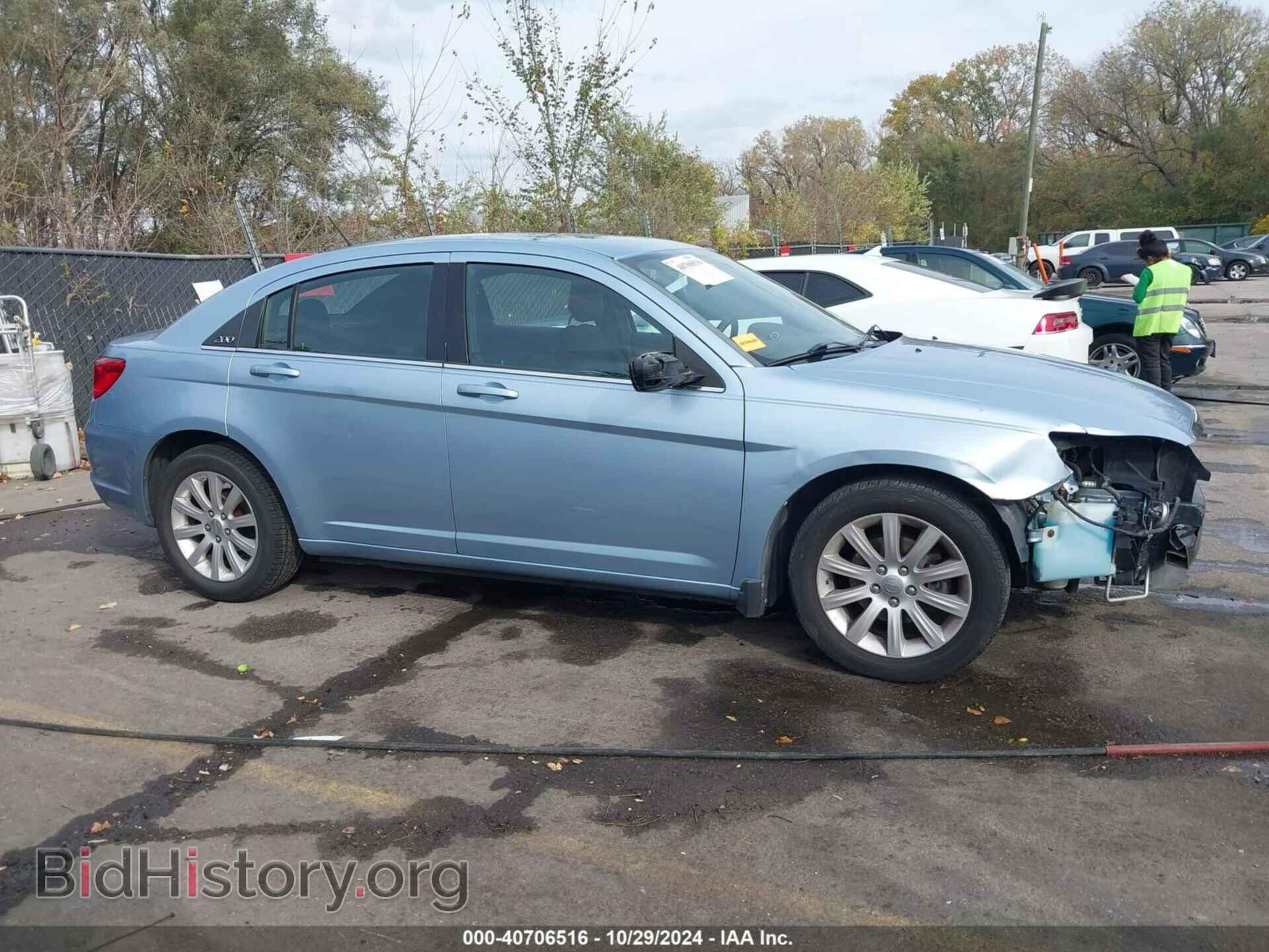2012 CHRYSLER 200 - VIN: 1C3CCBBG0CN203279 - Фото 13