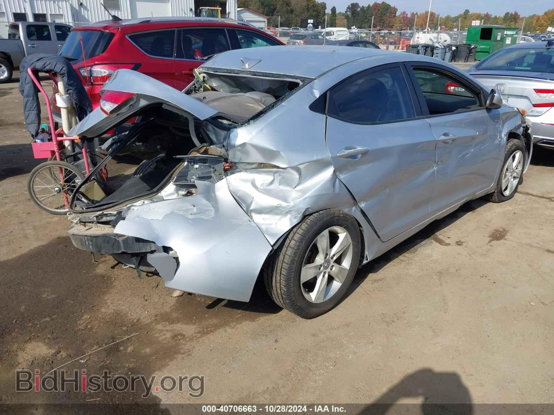 2012 HYUNDAI ELANTRA - VIN: 5NPDH4AE1CH095591 - Фото 4