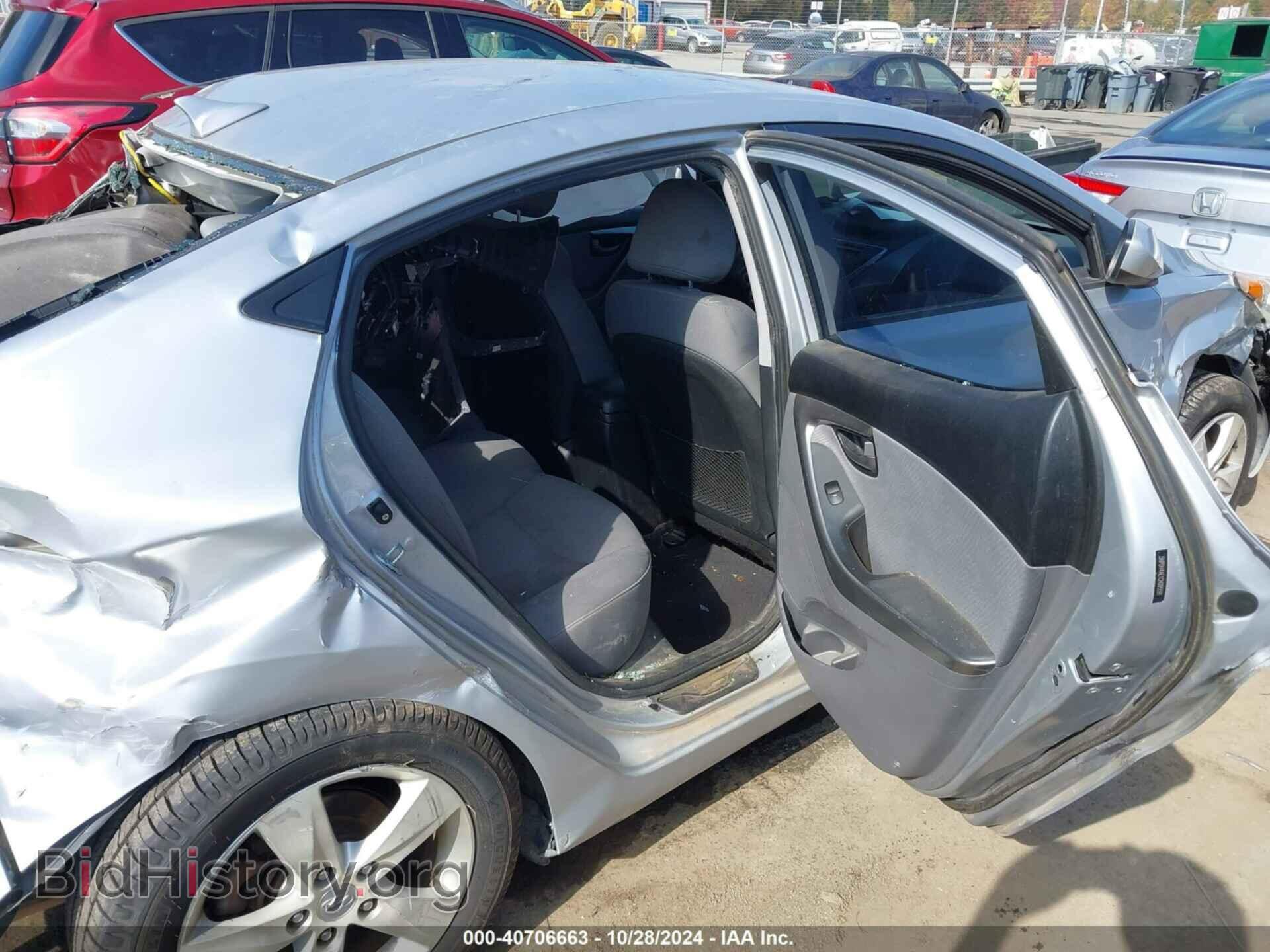 2012 HYUNDAI ELANTRA - VIN: 5NPDH4AE1CH095591 - Фото 8
