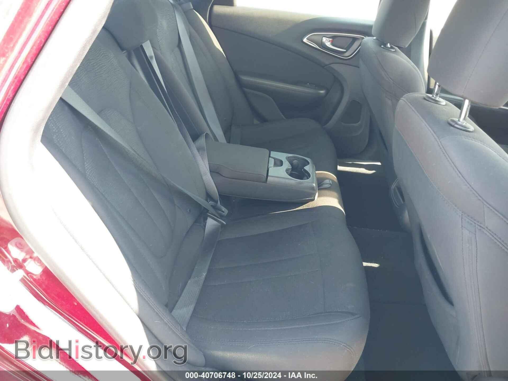 2016 CHRYSLER 200 - VIN: 1C3CCCAB0GN156806 - Фото 8