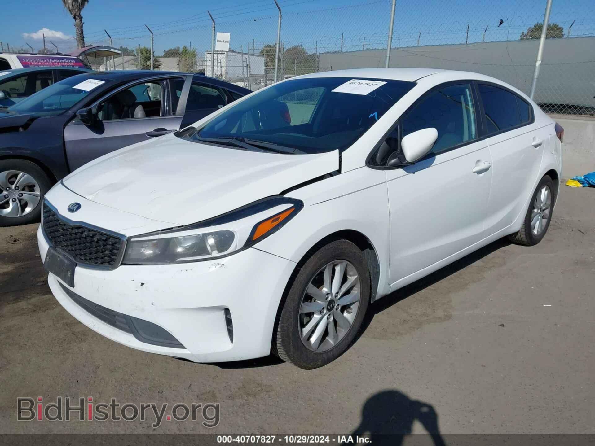 2017 KIA FORTE - VIN: 3KPFK4A77HE156255 - Фото 2