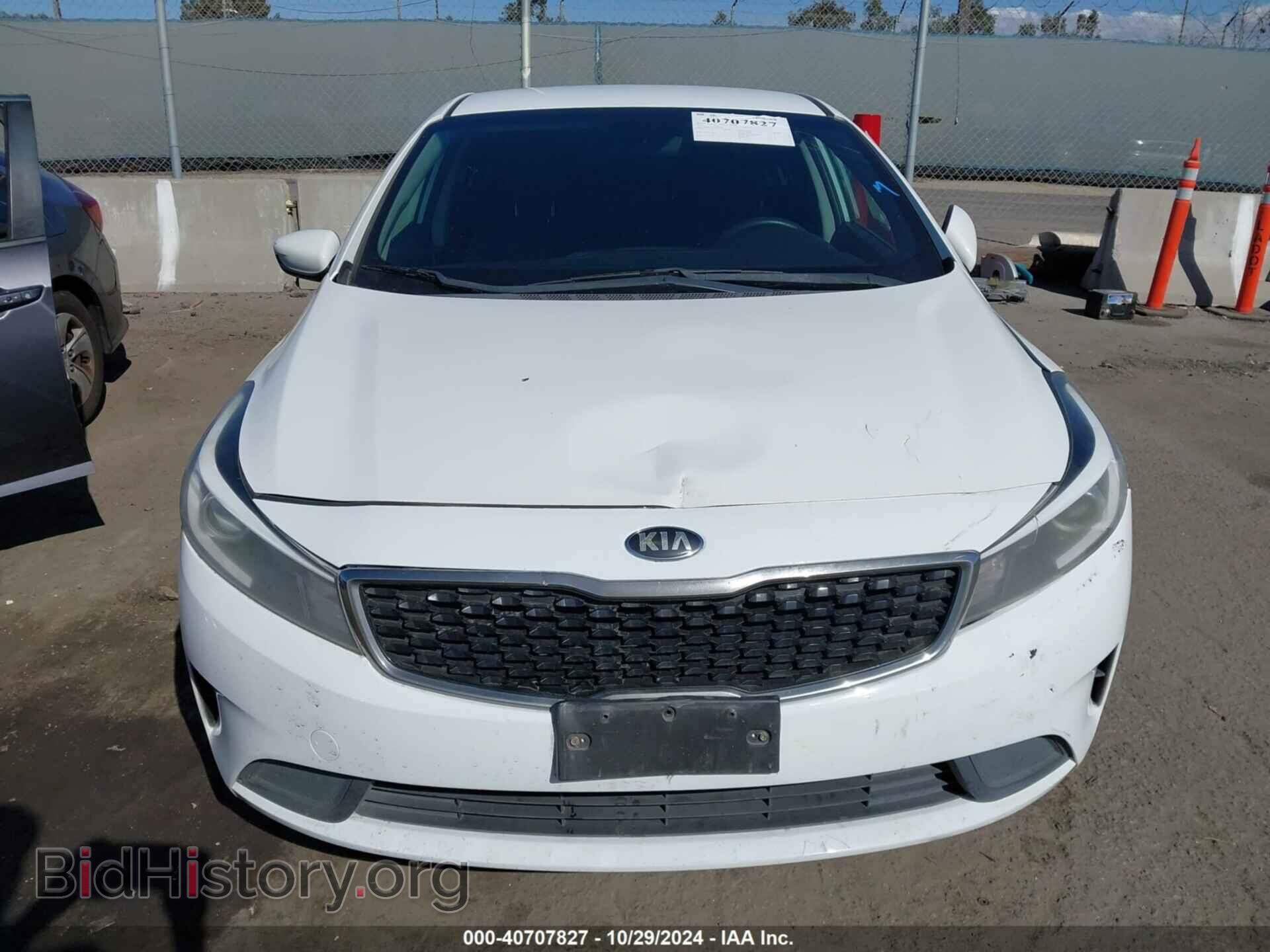 2017 KIA FORTE - VIN: 3KPFK4A77HE156255 - Фото 12