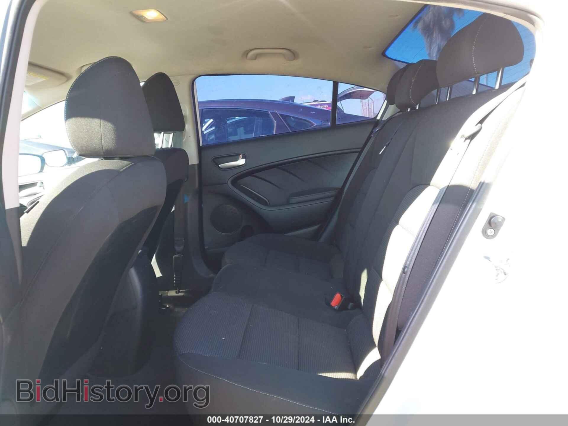 2017 KIA FORTE - VIN: 3KPFK4A77HE156255 - Фото 8