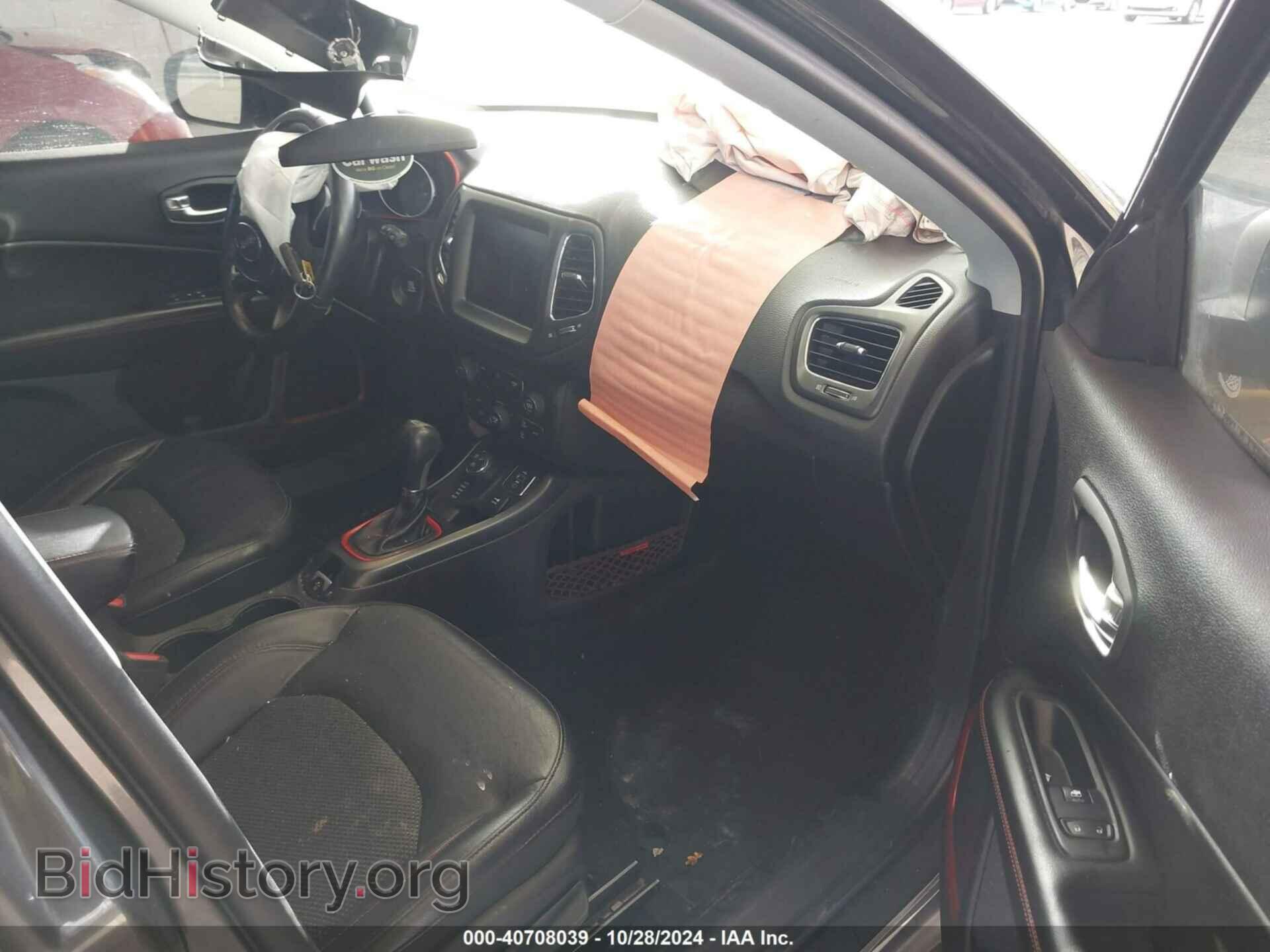 2019 JEEP COMPASS - VIN: 3C4NJDDB3KT617842 - Фото 5