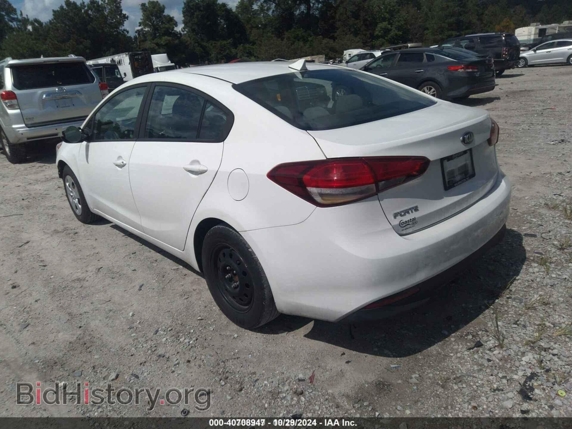 2017 KIA FORTE - VIN: 3KPFK4A72HE032118 - Фото 3