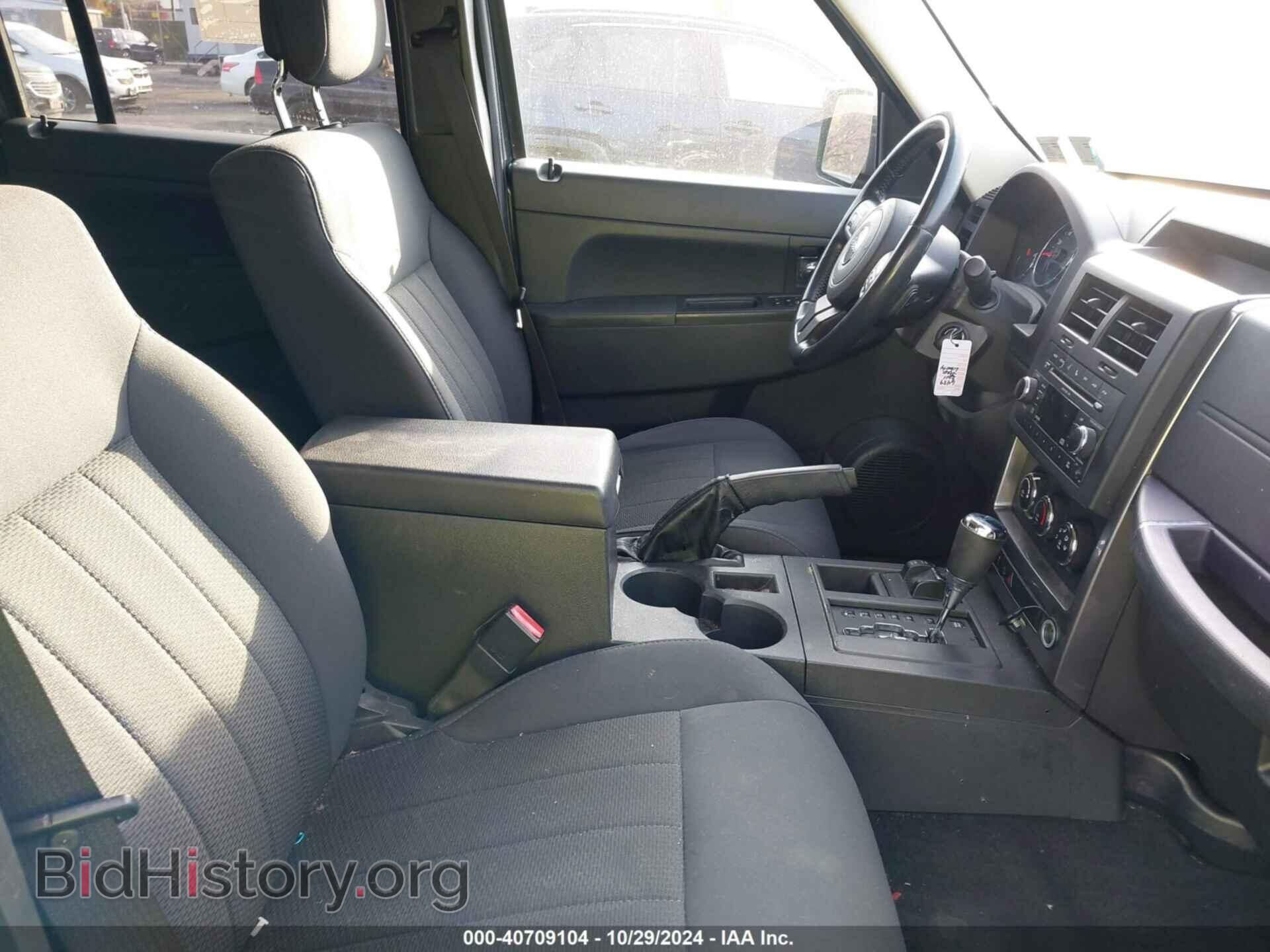 2011 JEEP LIBERTY - VIN: 1J4PN2GK4BW585100 - Фото 5