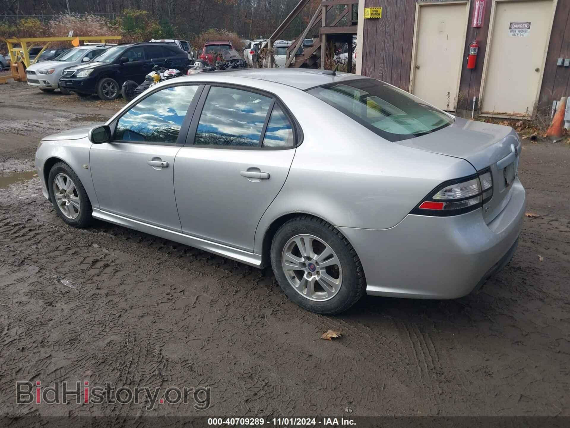 2011 SAAB 9-3 - VIN: YS3FA4BY7B1315496 - Photo 3