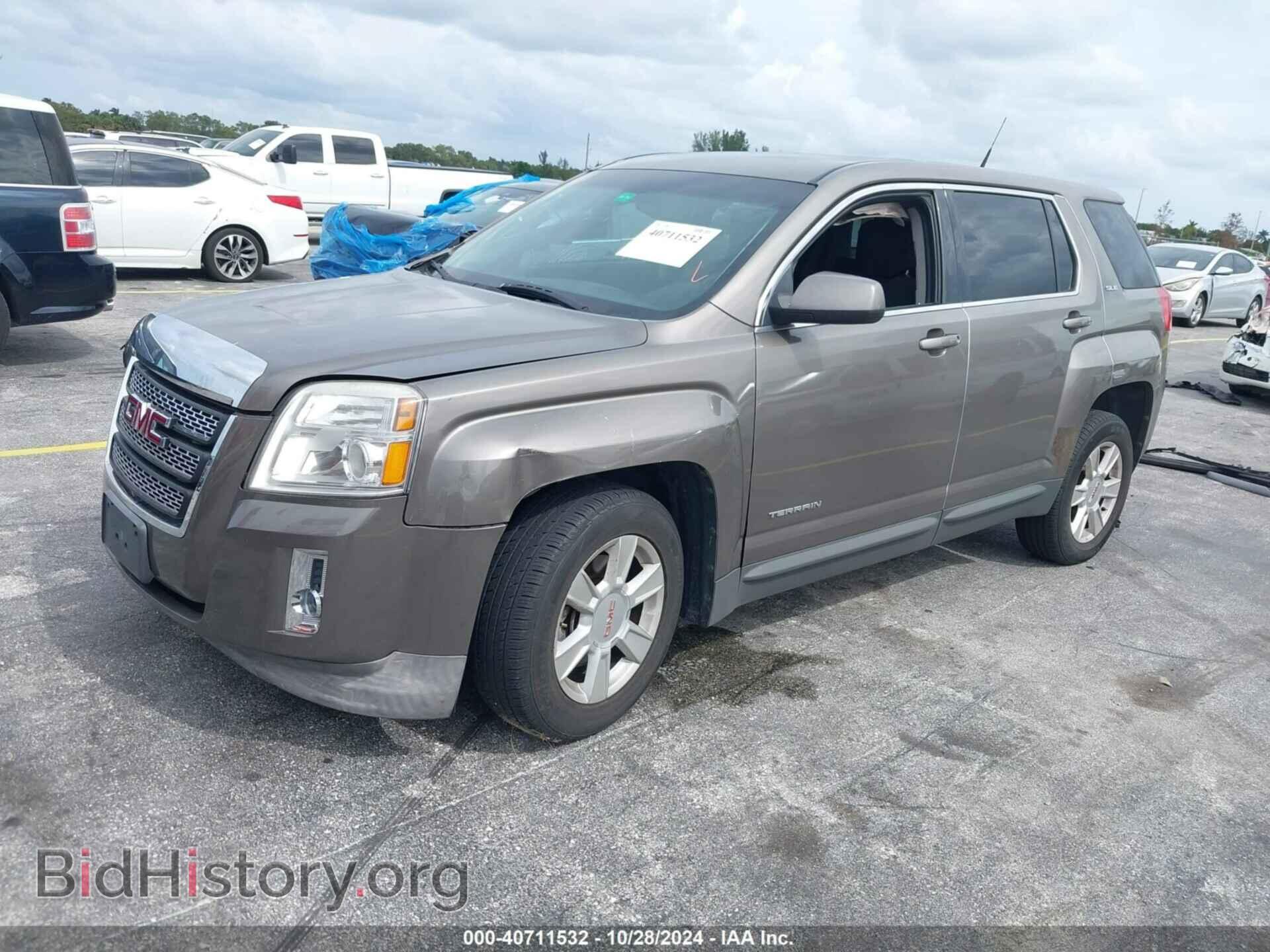2010 GMC TERRAIN - VIN: 2CTALBEW5A6321677 - Photo 2