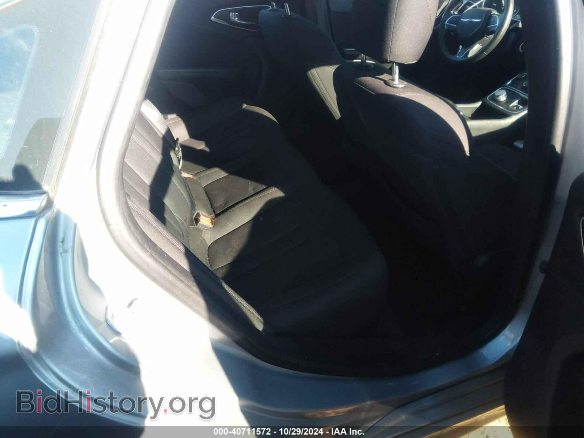 2015 CHRYSLER 200 - VIN: 1C3CCCAB2FN622802 - Photo 8
