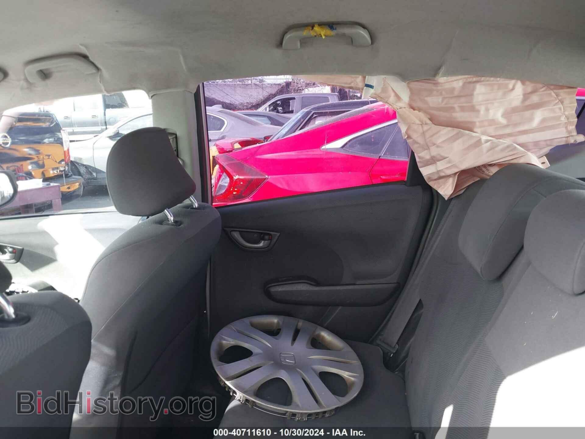 2011 HONDA FIT - VIN: JHMGE8H3XBC015070 - Фото 8