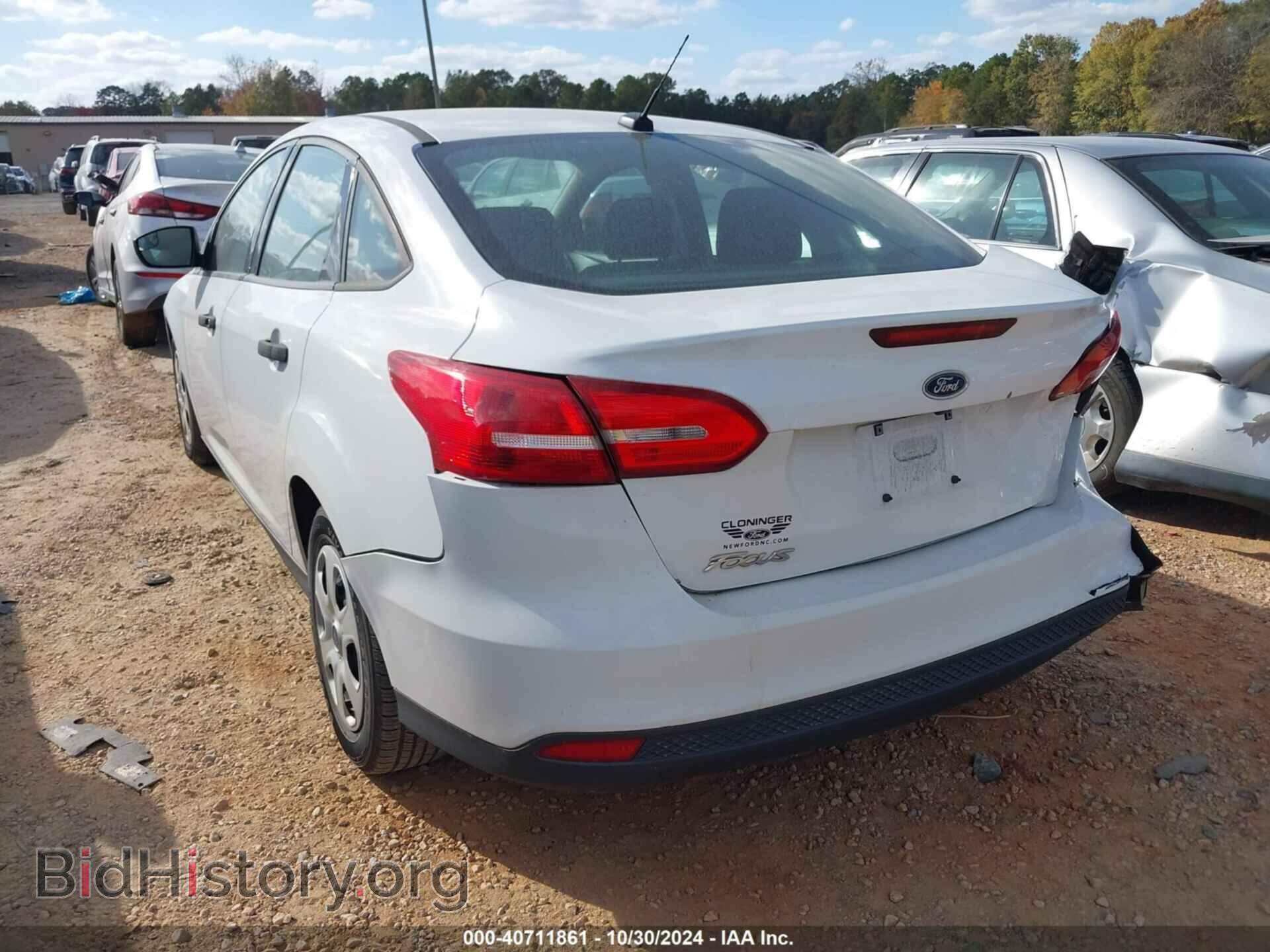 2017 FORD FOCUS - VIN: 1FADP3E26HL256314 - Фото 3