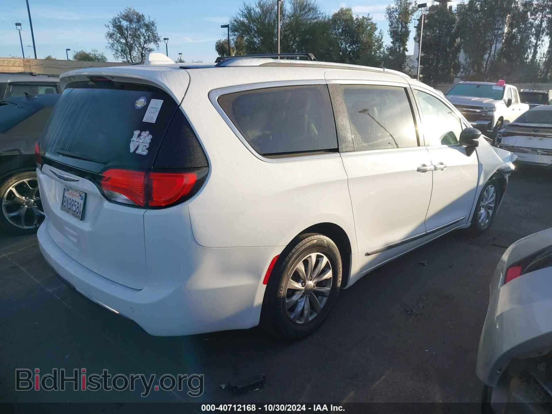 2018 CHRYSLER PACIFICA - VIN: 2C4RC1BG6JR142505 - Фото 4