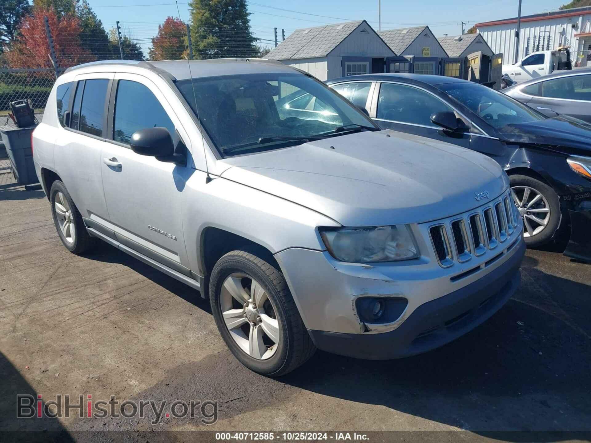 Photo 1J4NT1FA5BD236684 - JEEP COMPASS 2011
