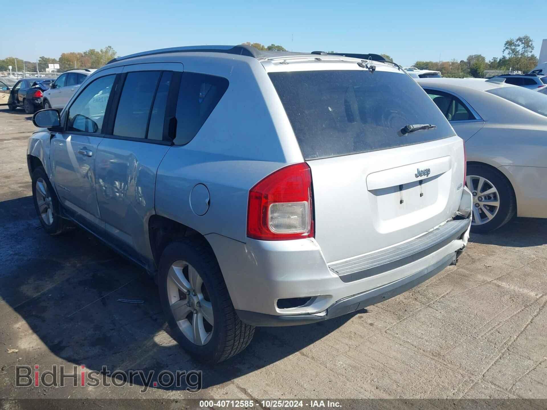2011 JEEP COMPASS - VIN: 1J4NT1FA5BD236684 - Фото 3