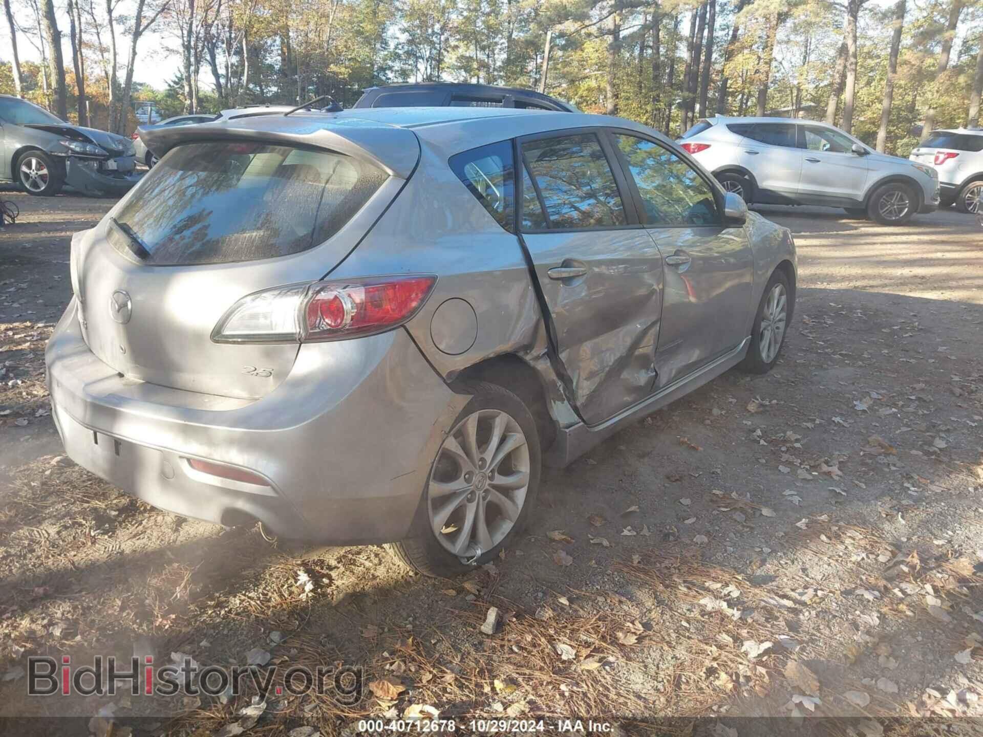 2011 MAZDA MAZDA3 - VIN: JM1BL1K58B1465749 - Фото 4