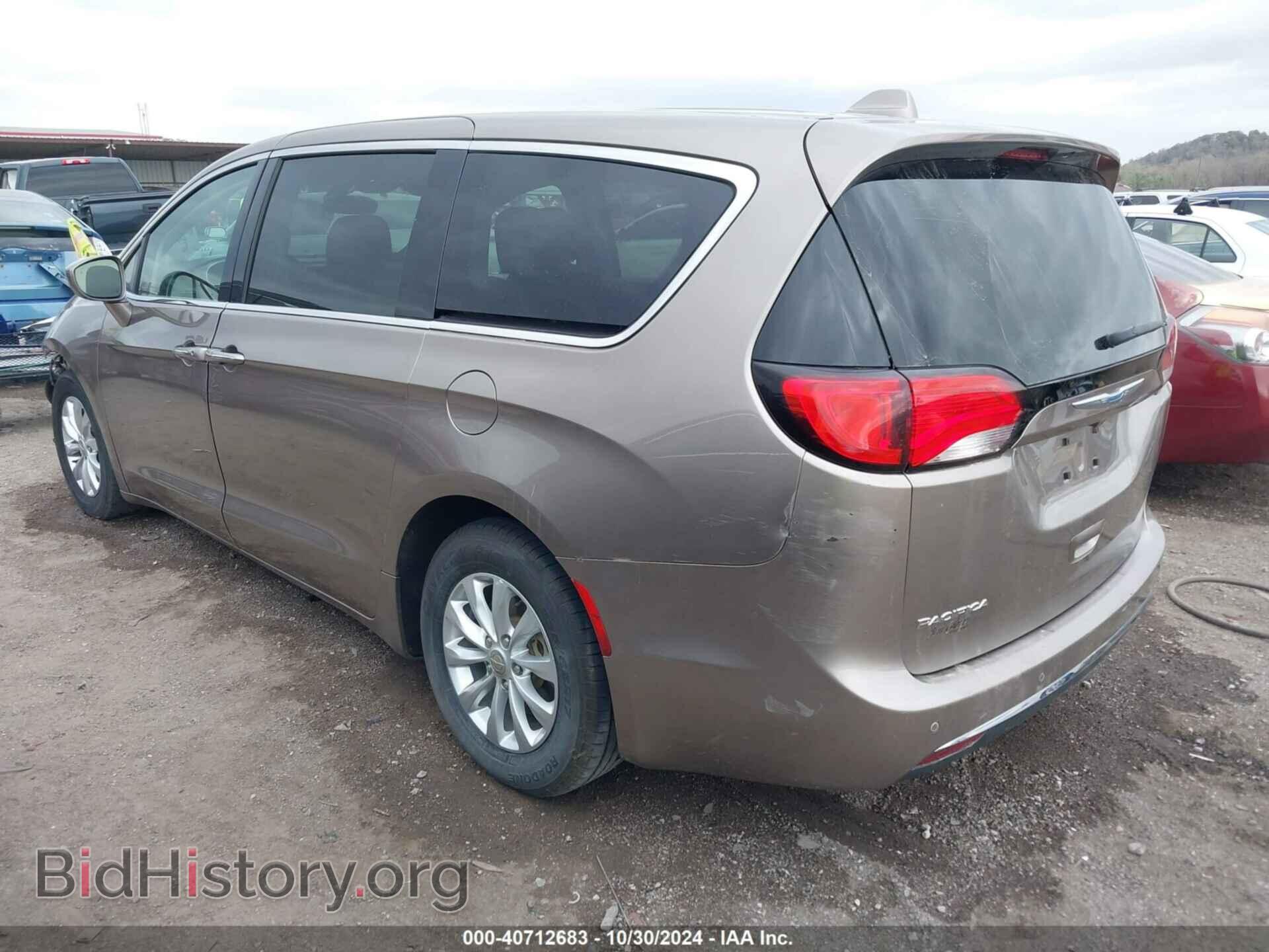 2018 CHRYSLER PACIFICA - VIN: 2C4RC1FG4JR163556 - Фото 3