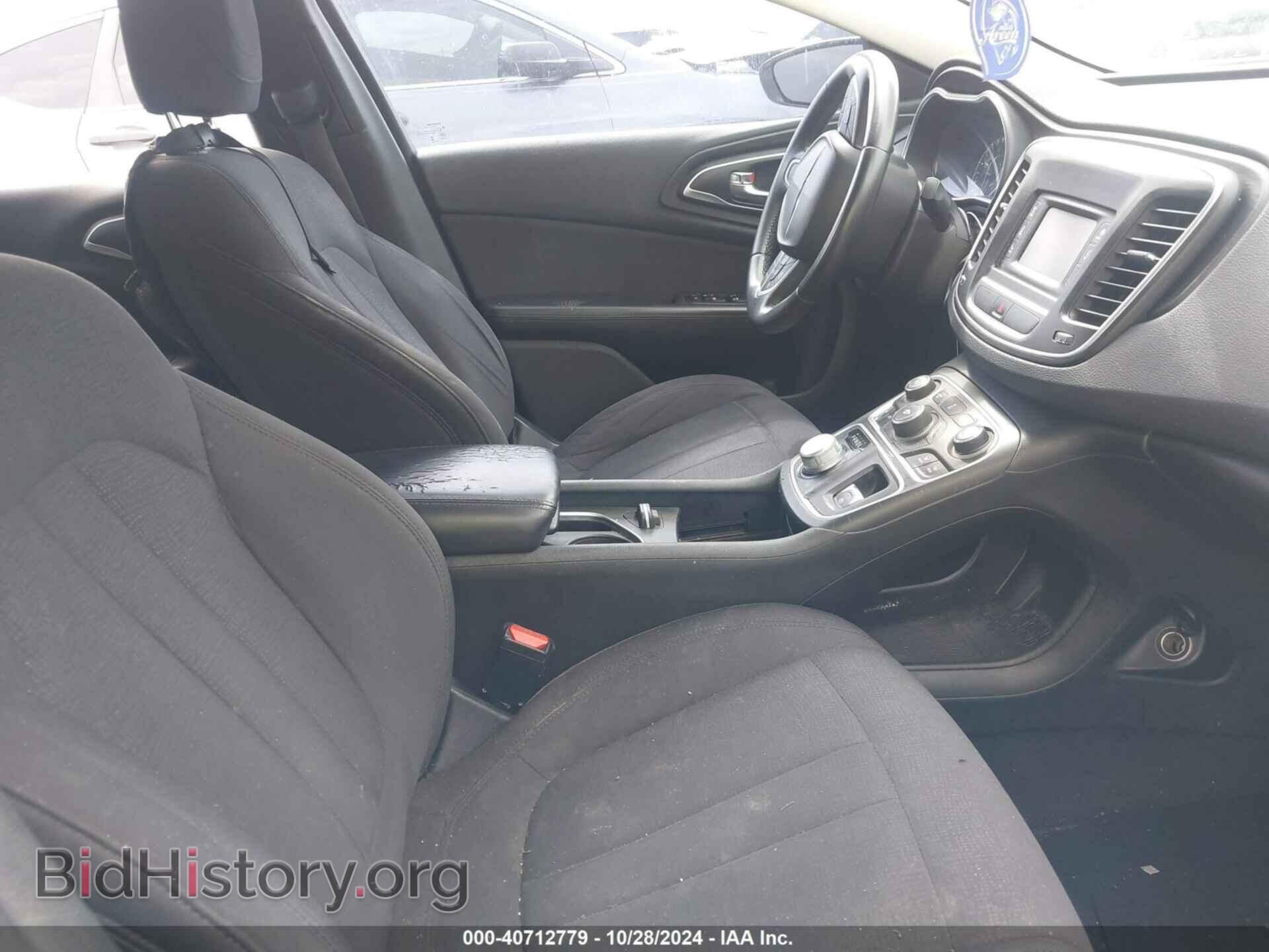 2015 CHRYSLER 200 - VIN: 1C3CCCAB8FN607592 - Фото 5