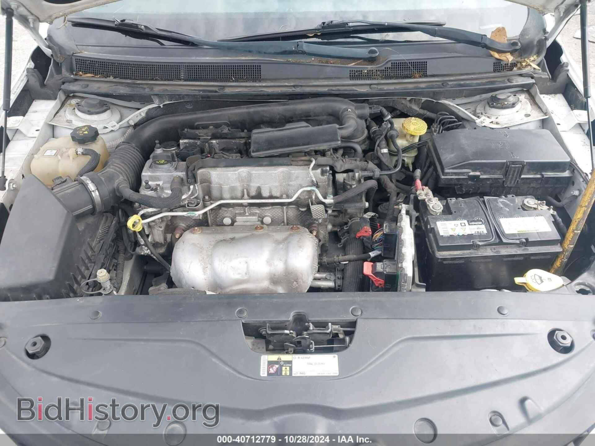 2015 CHRYSLER 200 - VIN: 1C3CCCAB8FN607592 - Фото 10